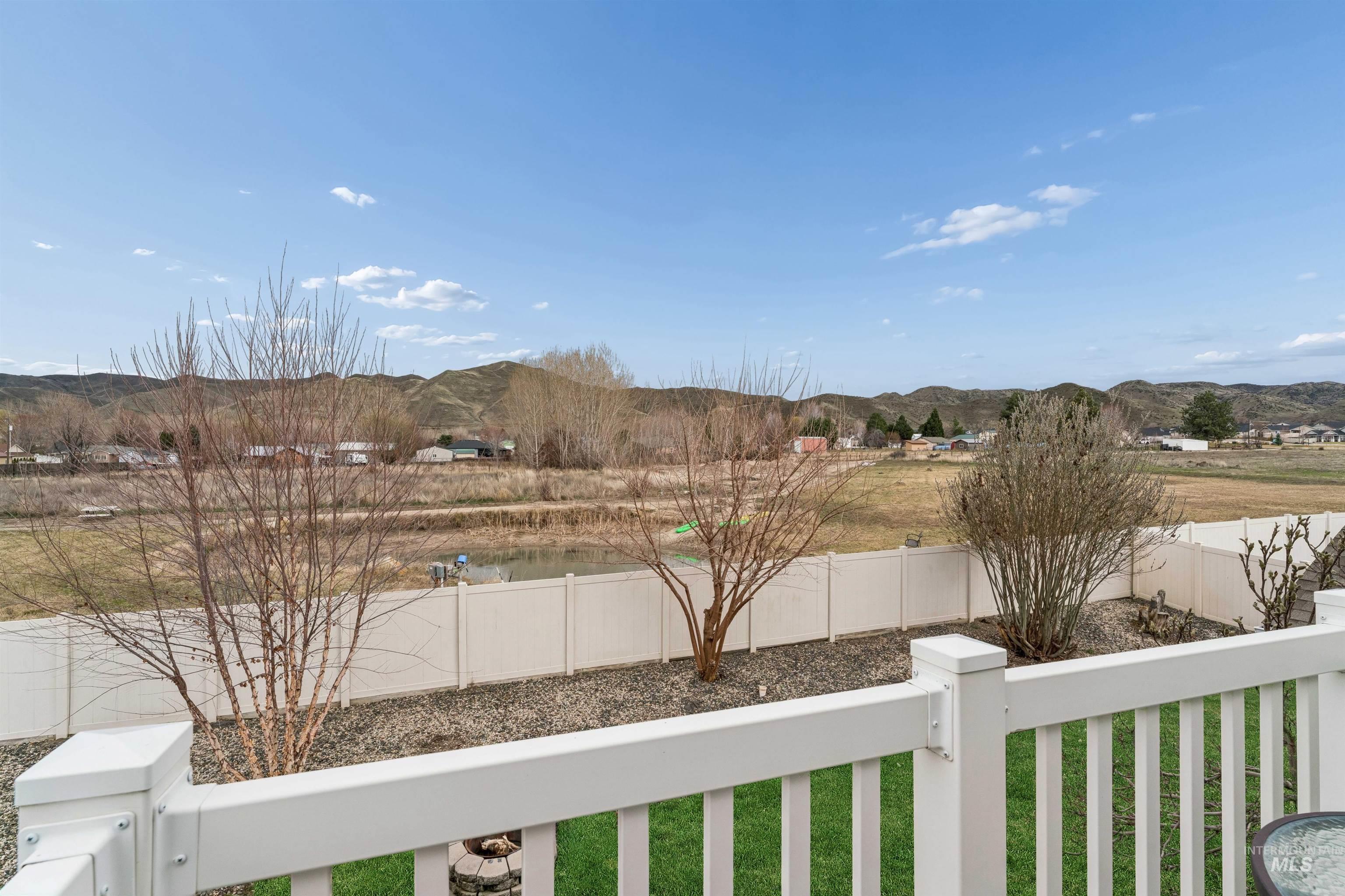 1108 E Royalty, Emmett, Idaho 83617, 4 Bedrooms, 3 Bathrooms, Residential For Sale, Price $517,000, 98977814