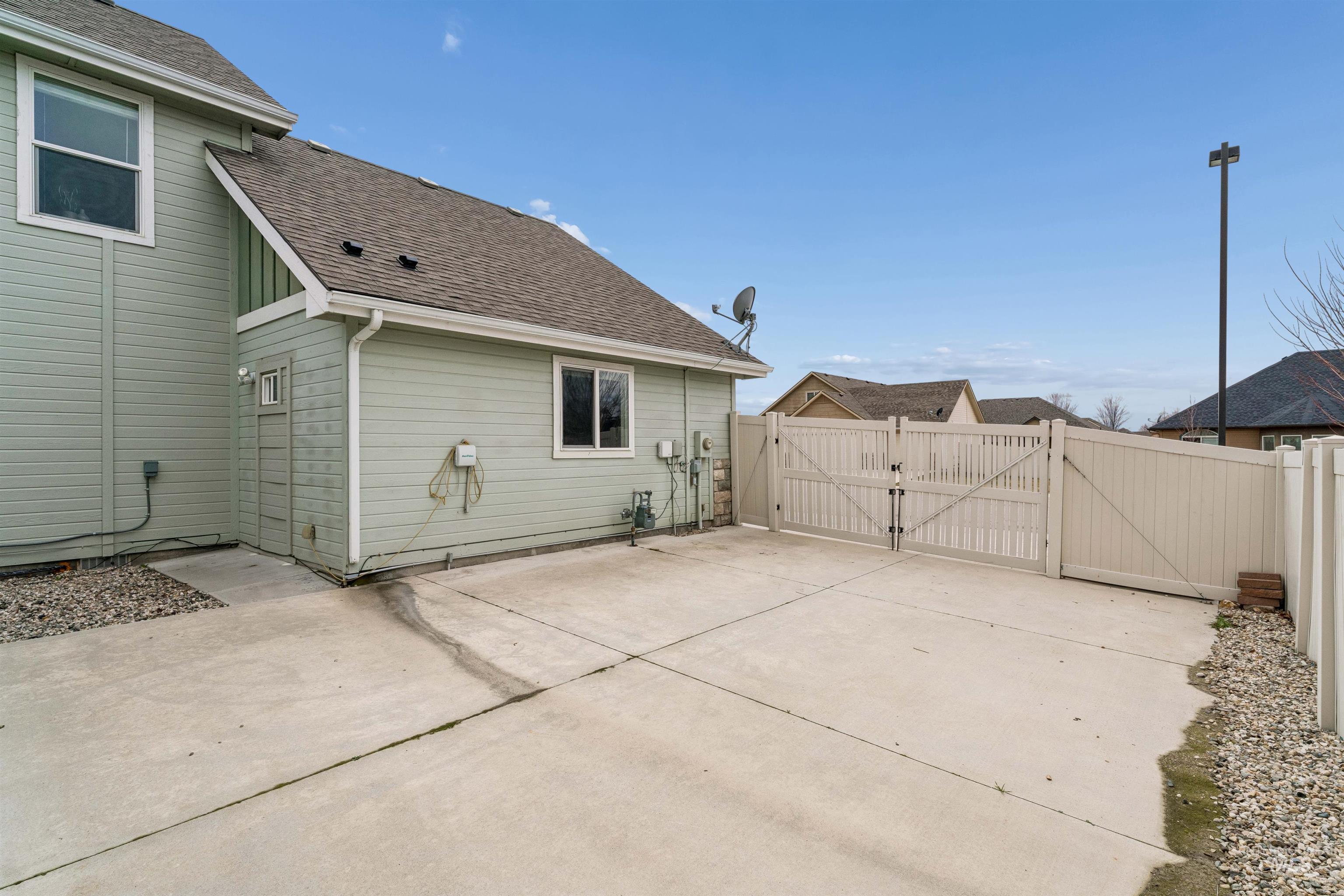 1108 E Royalty, Emmett, Idaho 83617, 4 Bedrooms, 3 Bathrooms, Residential For Sale, Price $517,000, 98977814