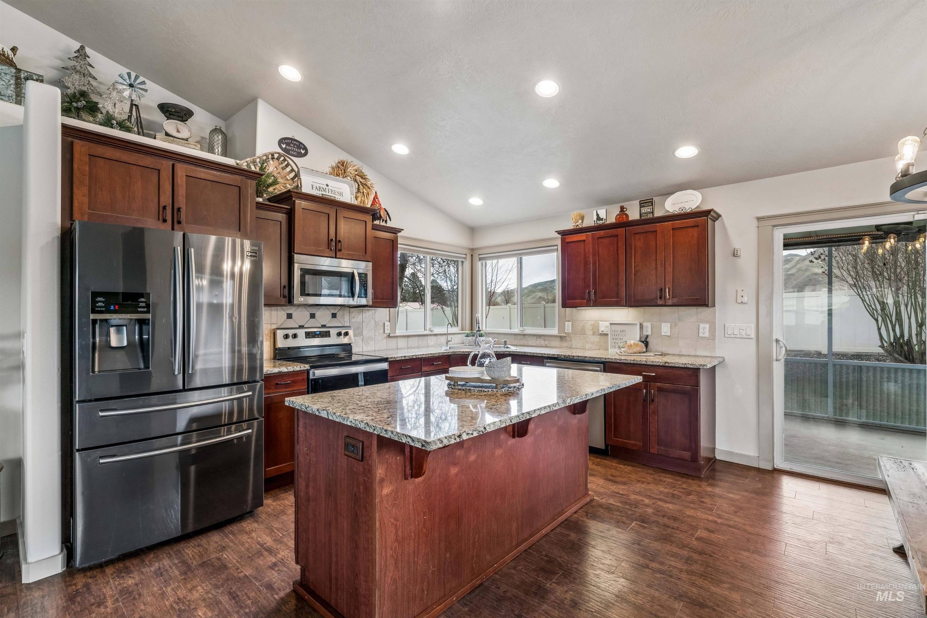 1108 E Royalty, Emmett, Idaho 83617, 4 Bedrooms, 3 Bathrooms, Residential For Sale, Price $517,000, 98977814