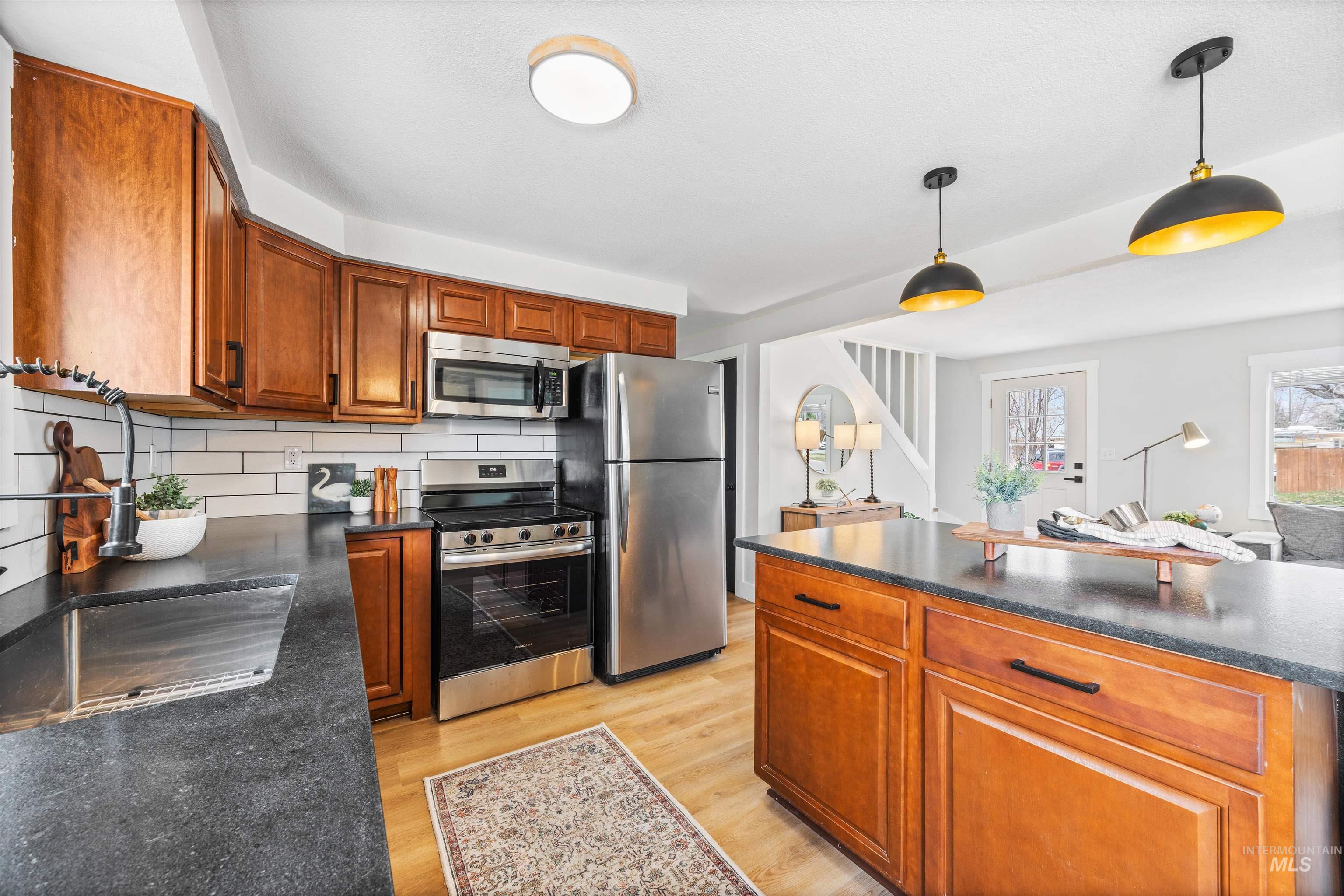 6307 W Tahoe Dr, Boise, Idaho 83709, 4 Bedrooms, 2 Bathrooms, Residential For Sale, Price $559,900, 98977816