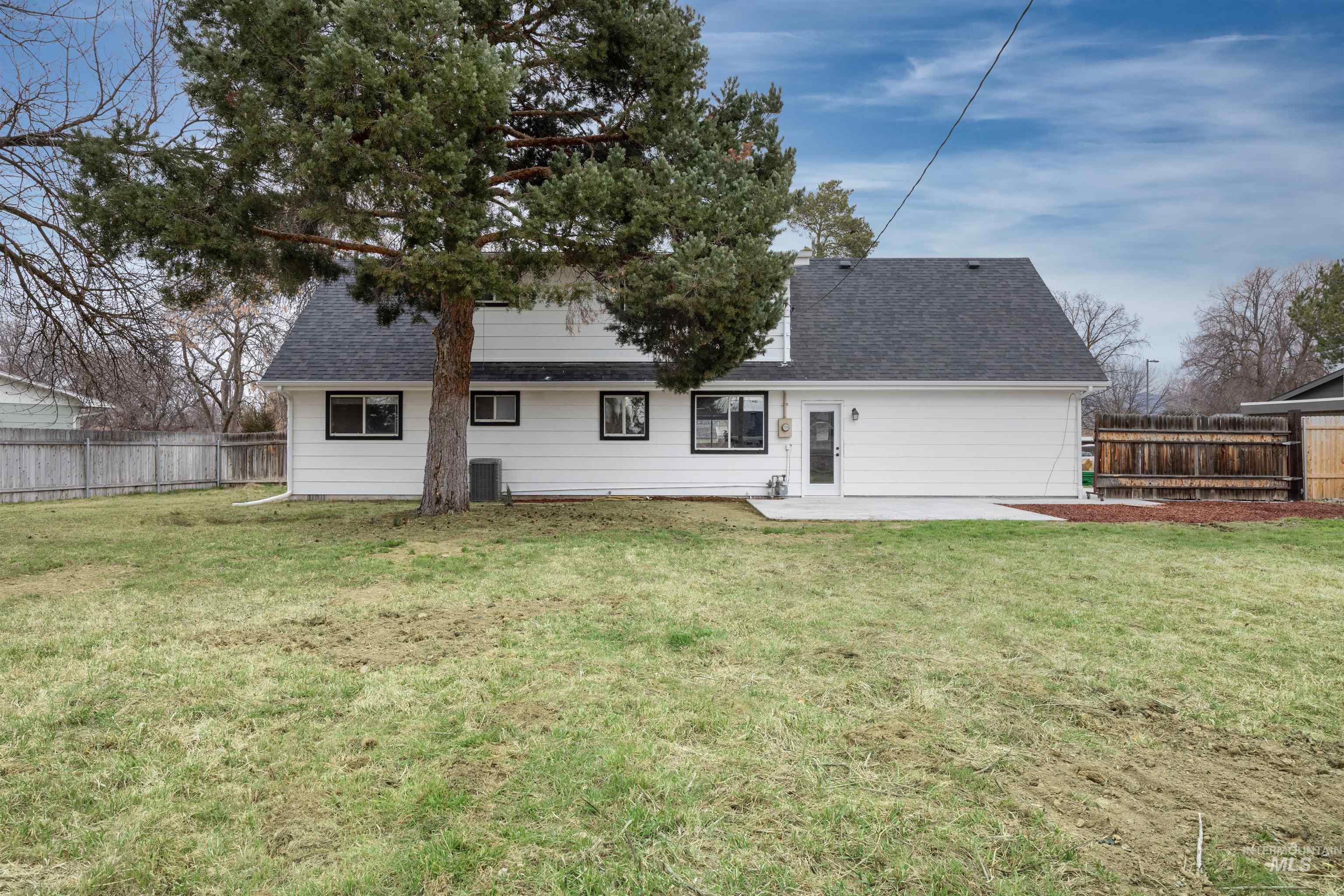 6307 W Tahoe Dr, Boise, Idaho 83709, 4 Bedrooms, 2 Bathrooms, Residential For Sale, Price $559,900, 98977816