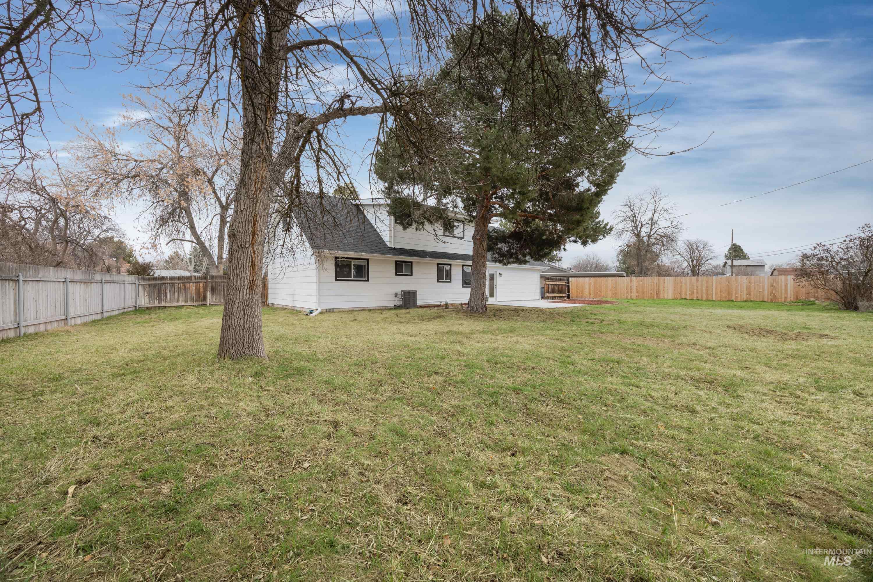 6307 W Tahoe Dr, Boise, Idaho 83709, 4 Bedrooms, 2 Bathrooms, Residential For Sale, Price $559,900, 98977816