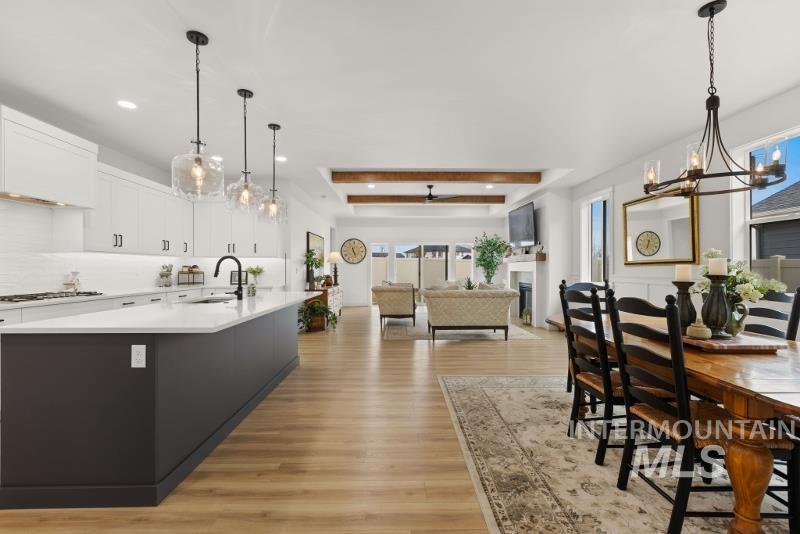 258 W Kinross St, Middleton, Idaho 83644, 3 Bedrooms, 2 Bathrooms, Residential For Sale, Price $699,999,MLS 98977817