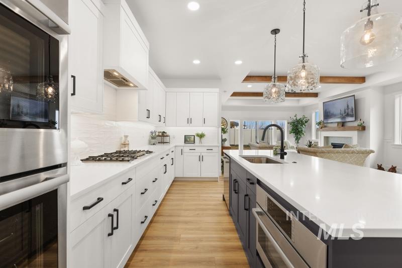 258 W Kinross St, Middleton, Idaho 83644, 3 Bedrooms, 2 Bathrooms, Residential For Sale, Price $699,999,MLS 98977817