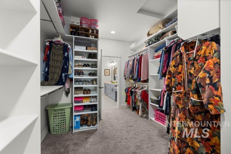 258 W Kinross St, Middleton, Idaho 83644, 3 Bedrooms, 2 Bathrooms, Residential For Sale, Price $699,999,MLS 98977817