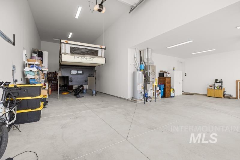 258 W Kinross St, Middleton, Idaho 83644, 3 Bedrooms, 2 Bathrooms, Residential For Sale, Price $699,999,MLS 98977817