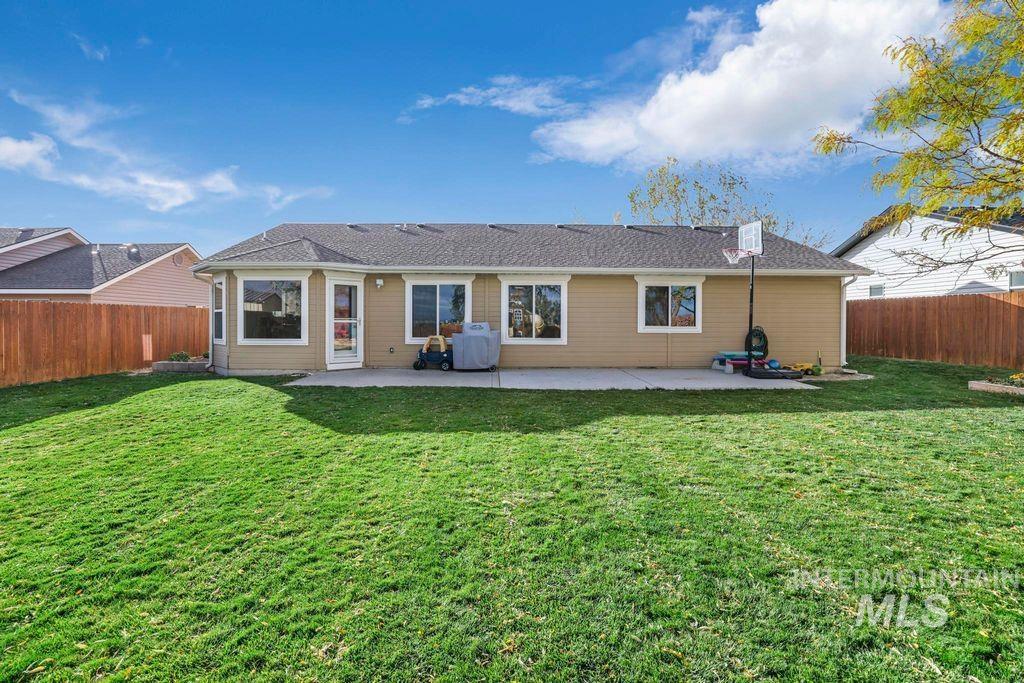 385 El Camino, Twin Falls, Idaho 83301, 3 Bedrooms, 2 Bathrooms, Residential For Sale, Price $369,900,MLS 98977819