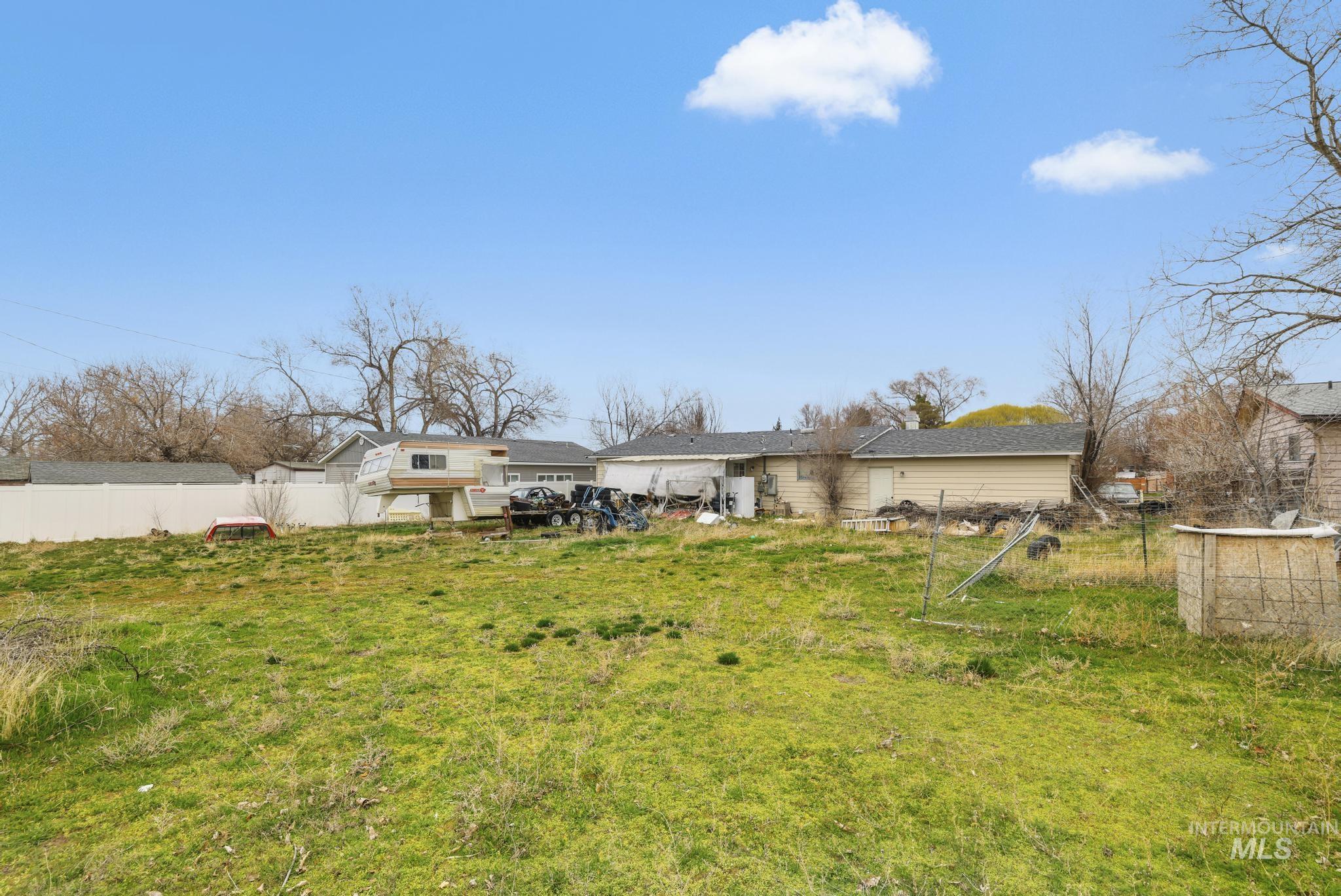 913 9th Ave N, Buhl, Idaho 83316, 3 Bedrooms, 2 Bathrooms, Residential For Sale, Price $229,000, 98977820