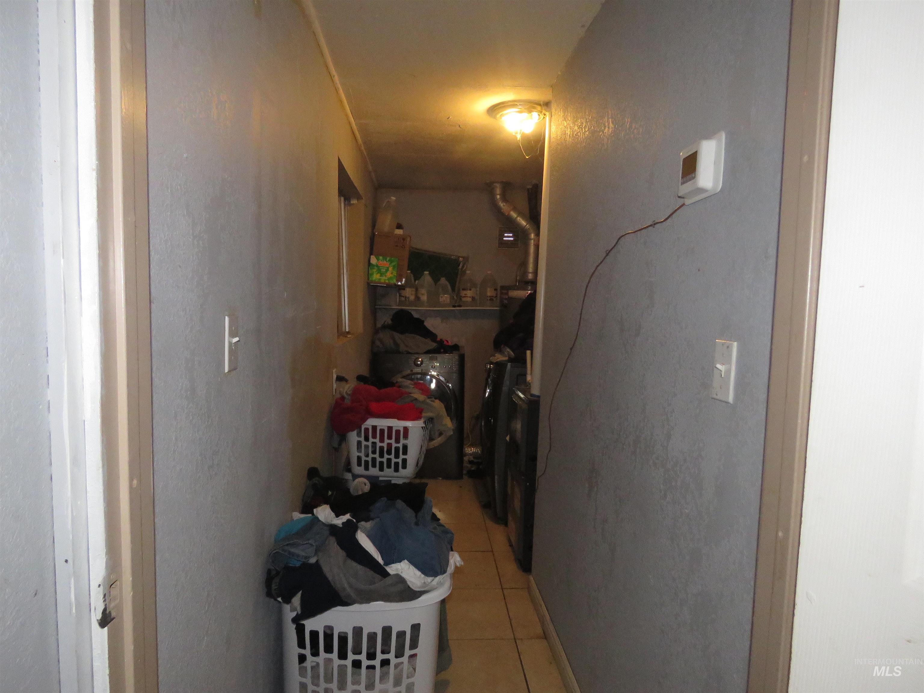 313 E Kearney St, Caldwell, Idaho 83605-2638, 2 Bedrooms, 1 Bathroom, Residential For Sale, Price $264,900, 98977821