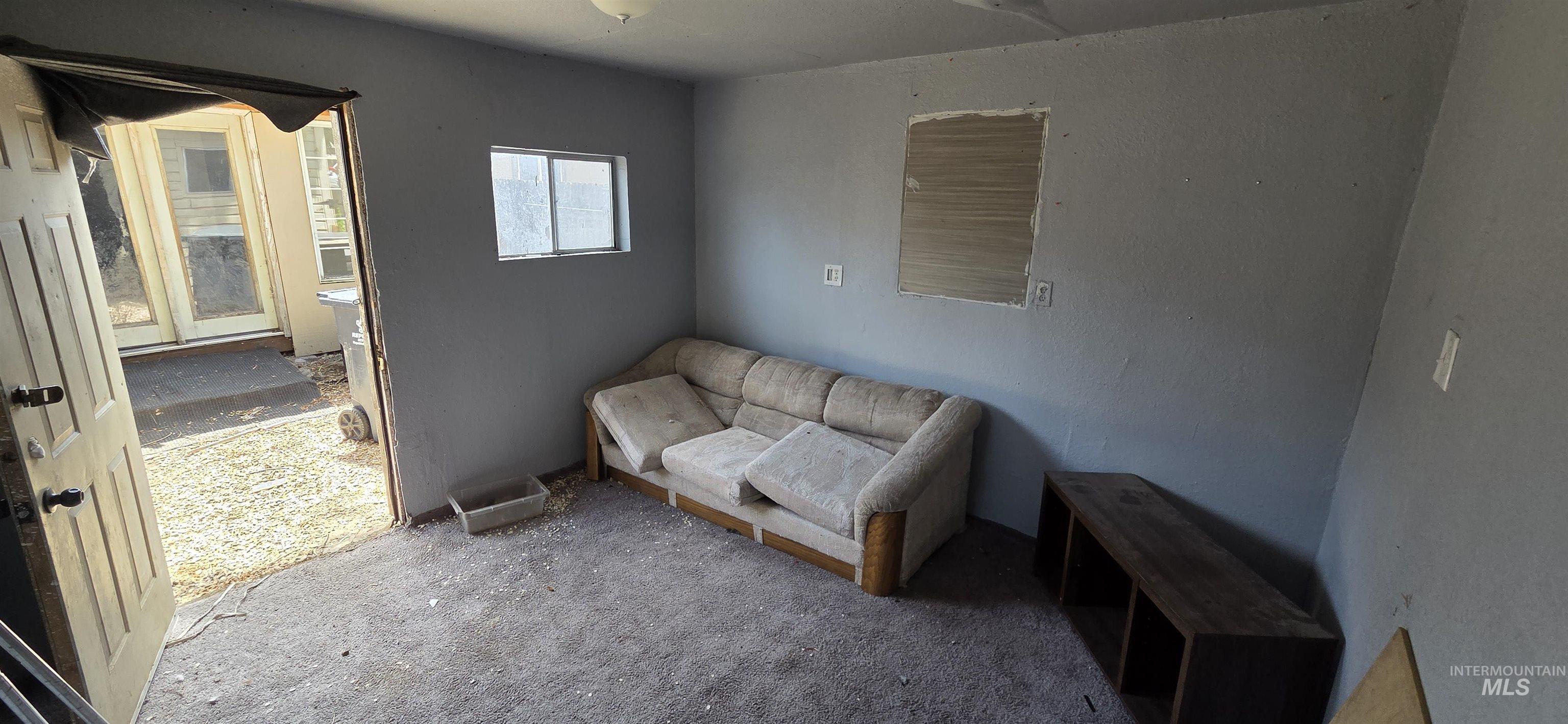 313 E Kearney St, Caldwell, Idaho 83605-2638, 2 Bedrooms, 1 Bathroom, Residential For Sale, Price $229,900,MLS 98977821