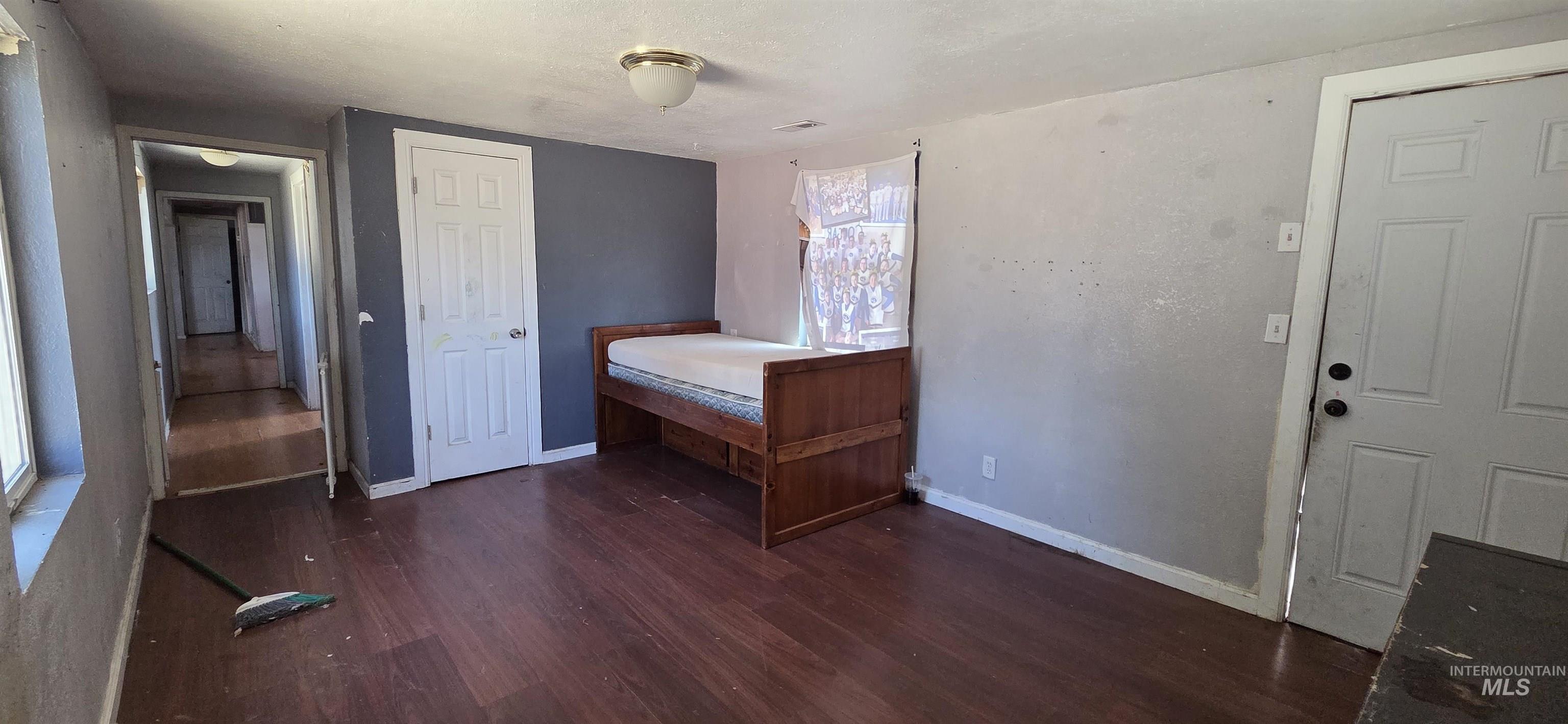 313 E Kearney St, Caldwell, Idaho 83605-2638, 2 Bedrooms, 1 Bathroom, Residential For Sale, Price $229,900,MLS 98977821