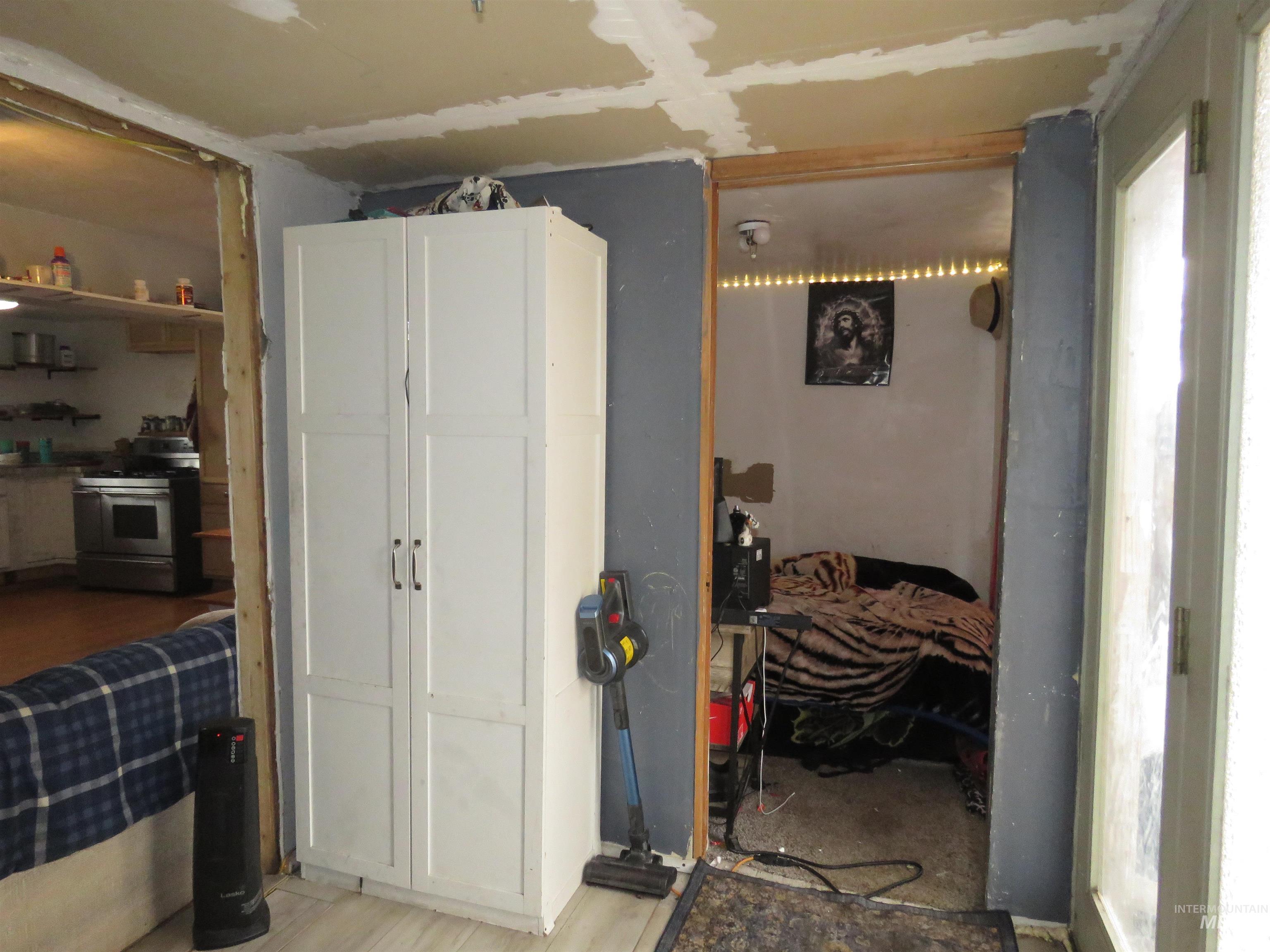 313 E Kearney St, Caldwell, Idaho 83605-2638, 2 Bedrooms, 1 Bathroom, Residential For Sale, Price $264,900, 98977821