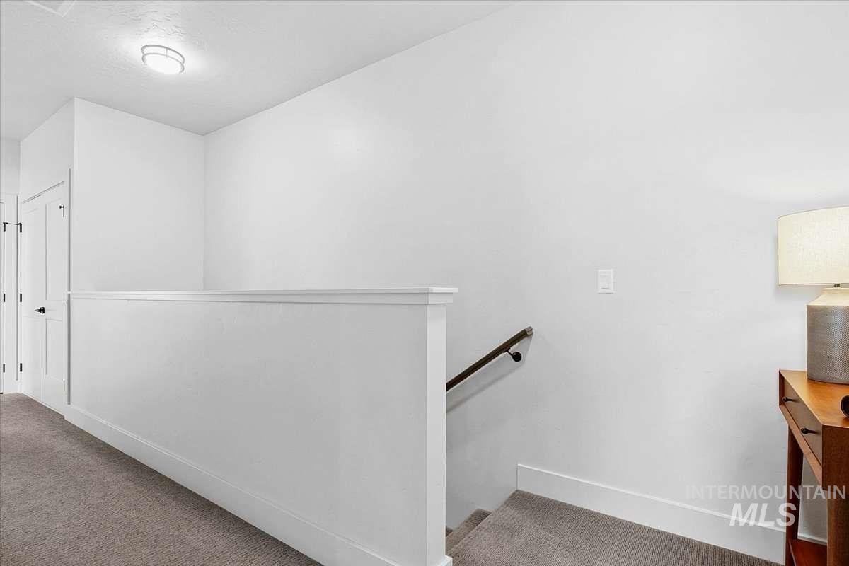 4044 E Parkcenter Blvd, Boise, Idaho 83716, 3 Bedrooms, 2.5 Bathrooms, Residential For Sale, Price $715,000, 98977823