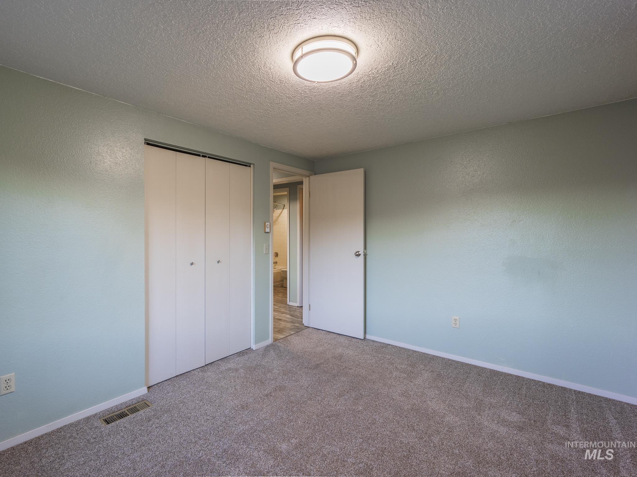 161 Cemetery Road, White Bird, Idaho 83554, 4 Bedrooms, 2 Bathrooms, Residential For Sale, Price $489,000,MLS 98977824