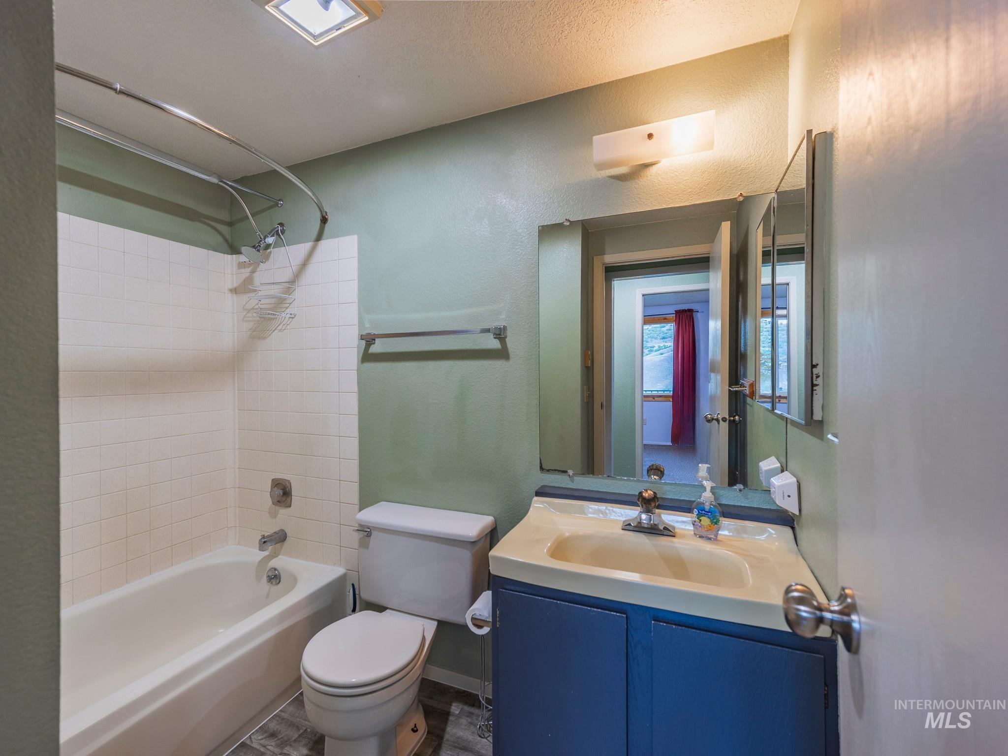 161 Cemetery Road, White Bird, Idaho 83554, 4 Bedrooms, 2 Bathrooms, Residential For Sale, Price $489,000, 98977824