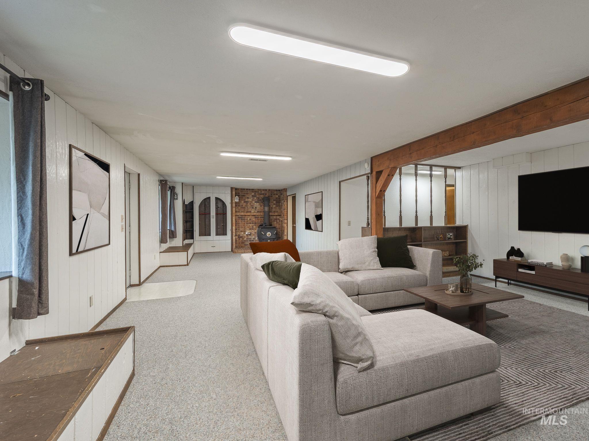 161 Cemetery Road, White Bird, Idaho 83554, 4 Bedrooms, 2 Bathrooms, Residential For Sale, Price $489,000,MLS 98977824