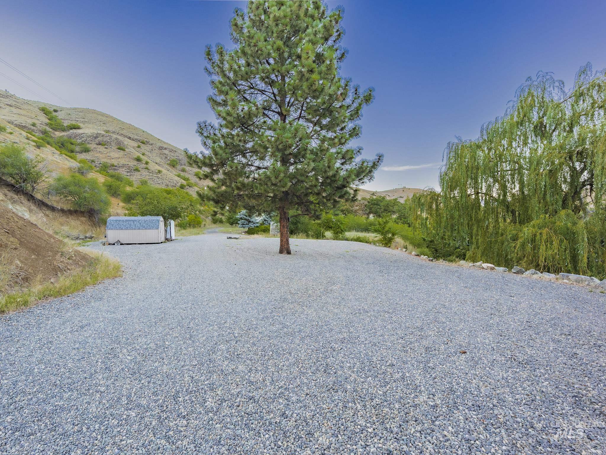 161 Cemetery Road, White Bird, Idaho 83554, 4 Bedrooms, 2 Bathrooms, Residential For Sale, Price $489,000, 98977824
