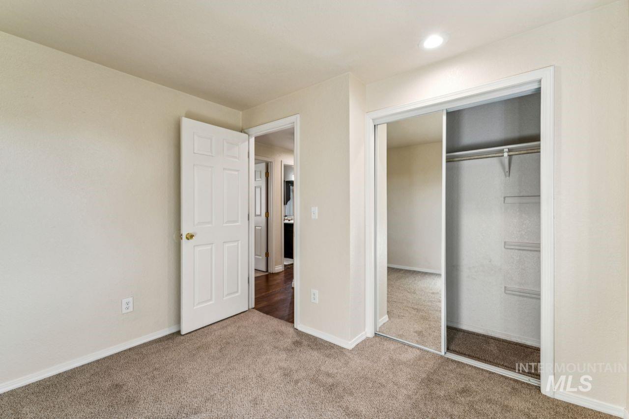 7124 W Lamplighter St, Boise, Idaho 83714, 3 Bedrooms, 1 Bathroom, Residential For Sale, Price $394,900, 98977825