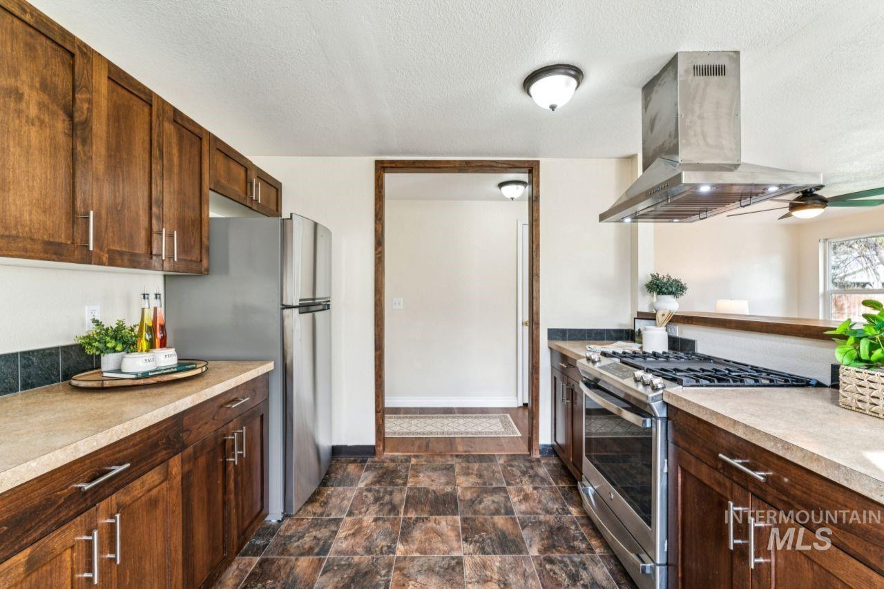 7124 W Lamplighter St, Boise, Idaho 83714, 3 Bedrooms, 1 Bathroom, Residential For Sale, Price $394,900, 98977825