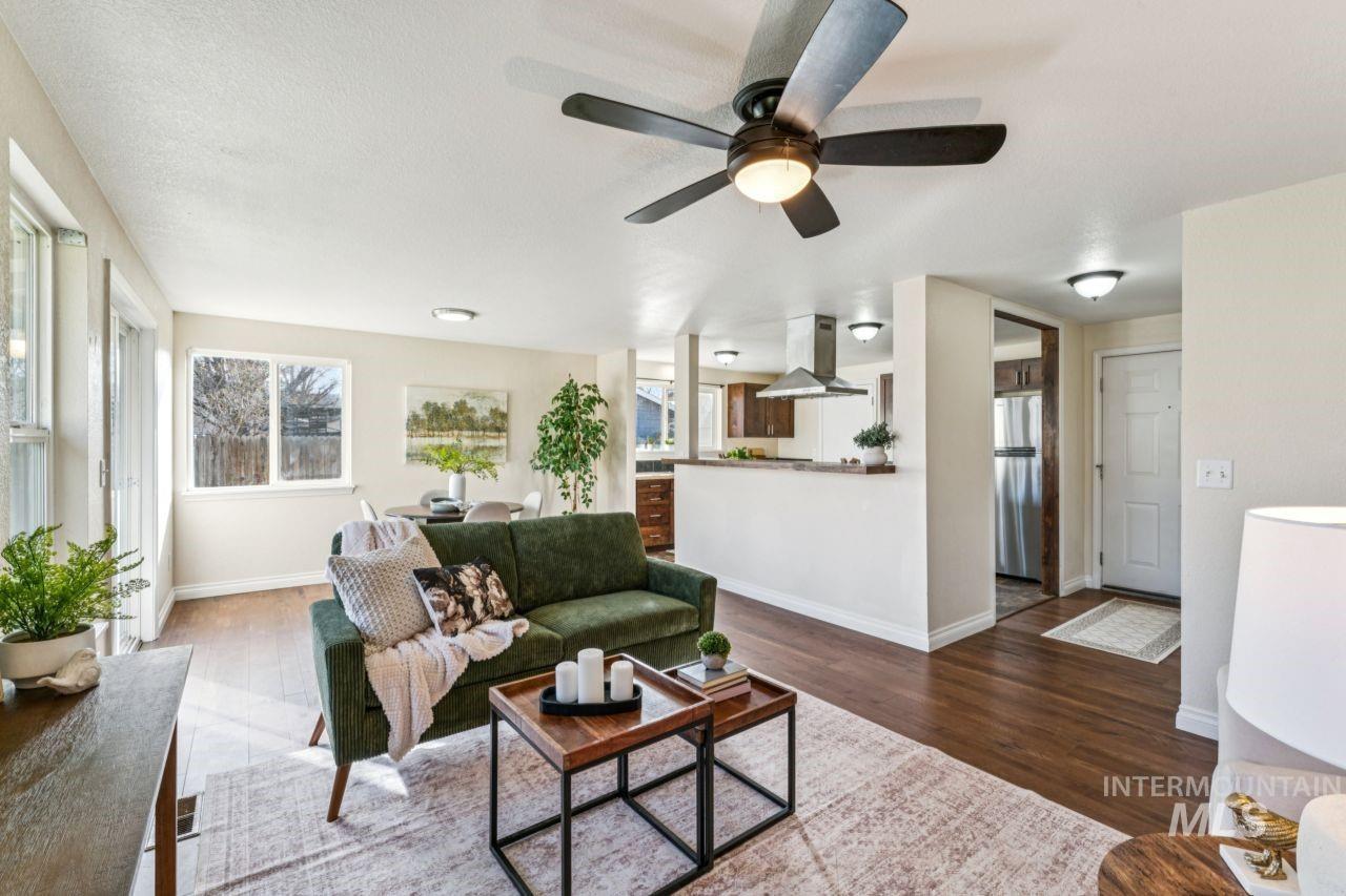 7124 W Lamplighter St, Boise, Idaho 83714, 3 Bedrooms, 1 Bathroom, Residential For Sale, Price $394,900, 98977825