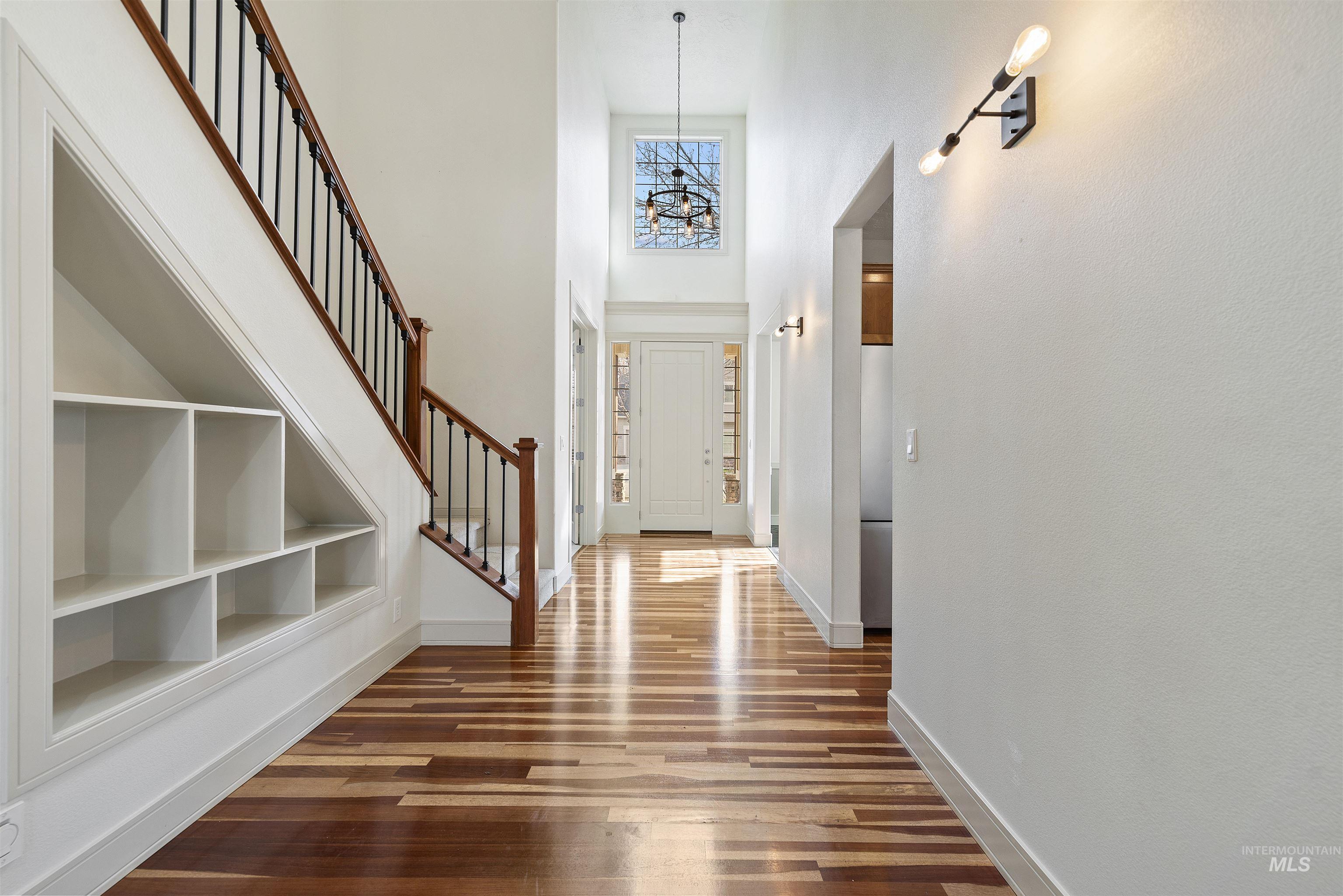 675 W Pickford St, Meridian, Idaho 83646, 6 Bedrooms, 2.5 Bathrooms, Residential For Sale, Price $795,000, 98977826