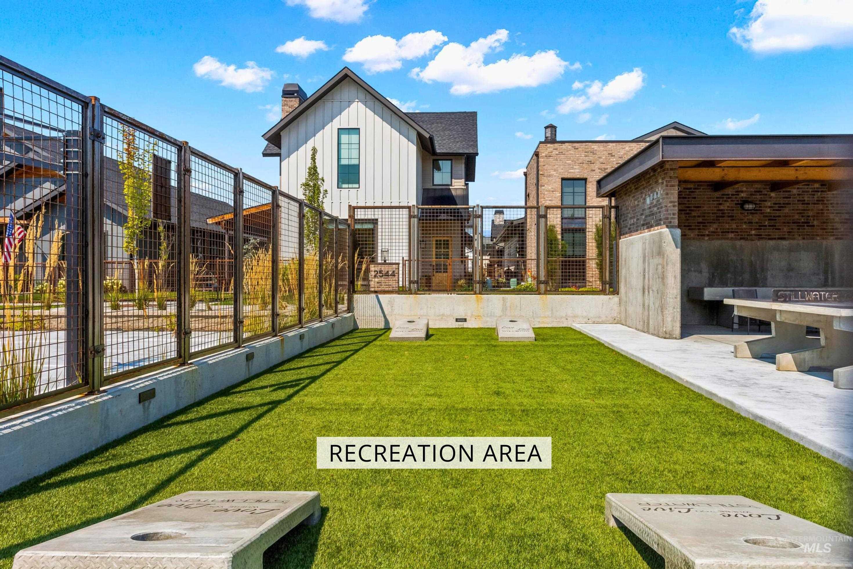 2480 W Iron Coop Street, Eagle, Idaho 83616, 3 Bedrooms, 3 Bathrooms, Residential For Sale, Price $695,000,MLS 98977827