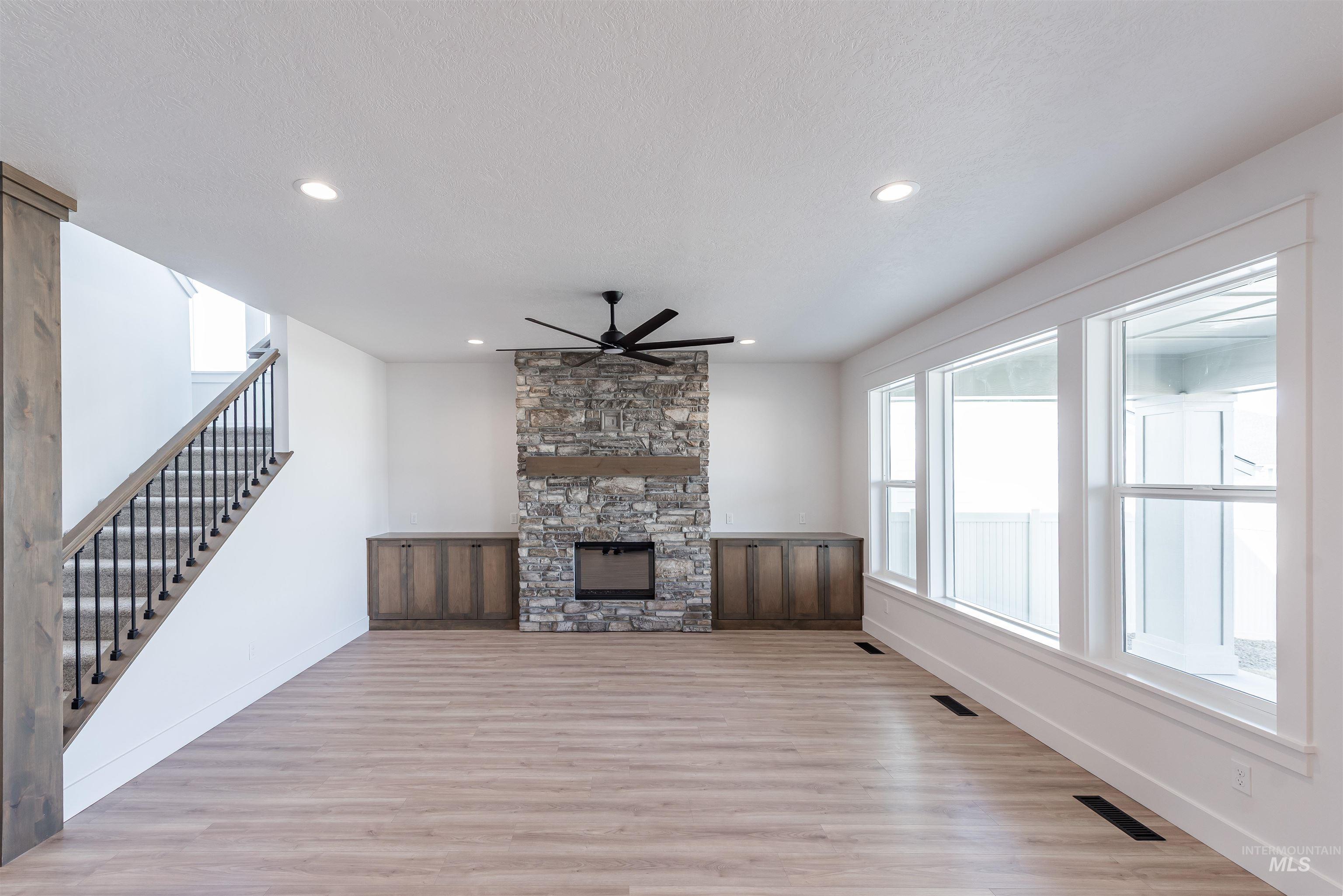 410 S Diesel Way, Boise, Idaho 83716, 5 Bedrooms, 3.5 Bathrooms, Residential For Sale, Price $799,900, 98977828