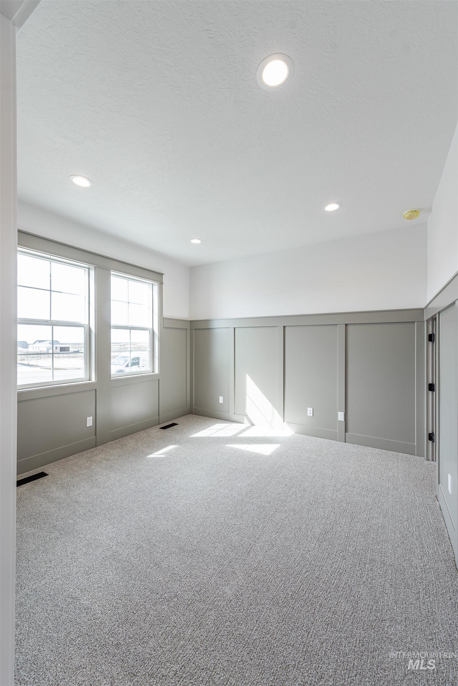 410 S Diesel Way, Boise, Idaho 83716, 5 Bedrooms, 3.5 Bathrooms, Residential For Sale, Price $749,900,MLS 98977828