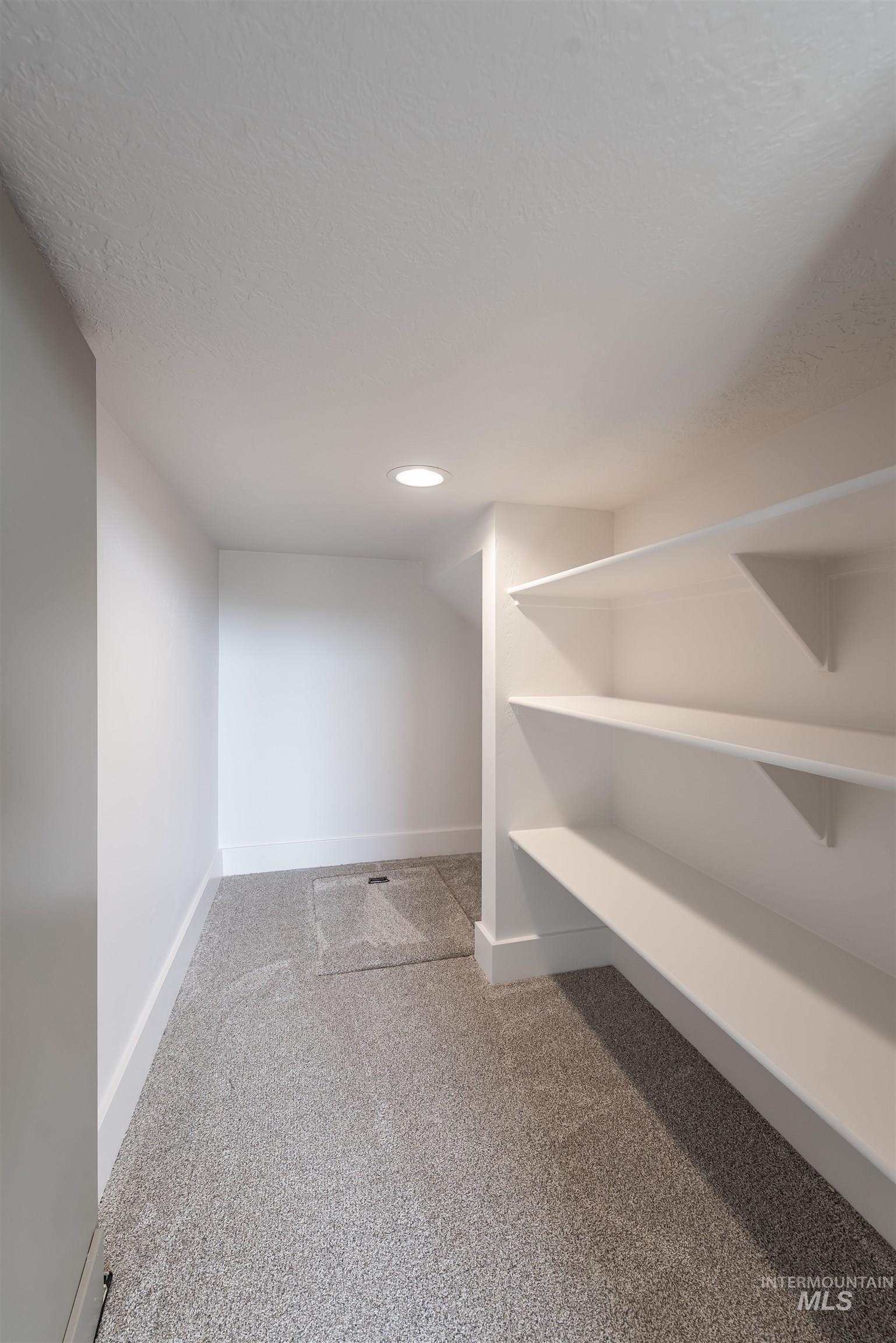 410 S Diesel Way, Boise, Idaho 83716, 5 Bedrooms, 3.5 Bathrooms, Residential For Sale, Price $799,900, 98977828