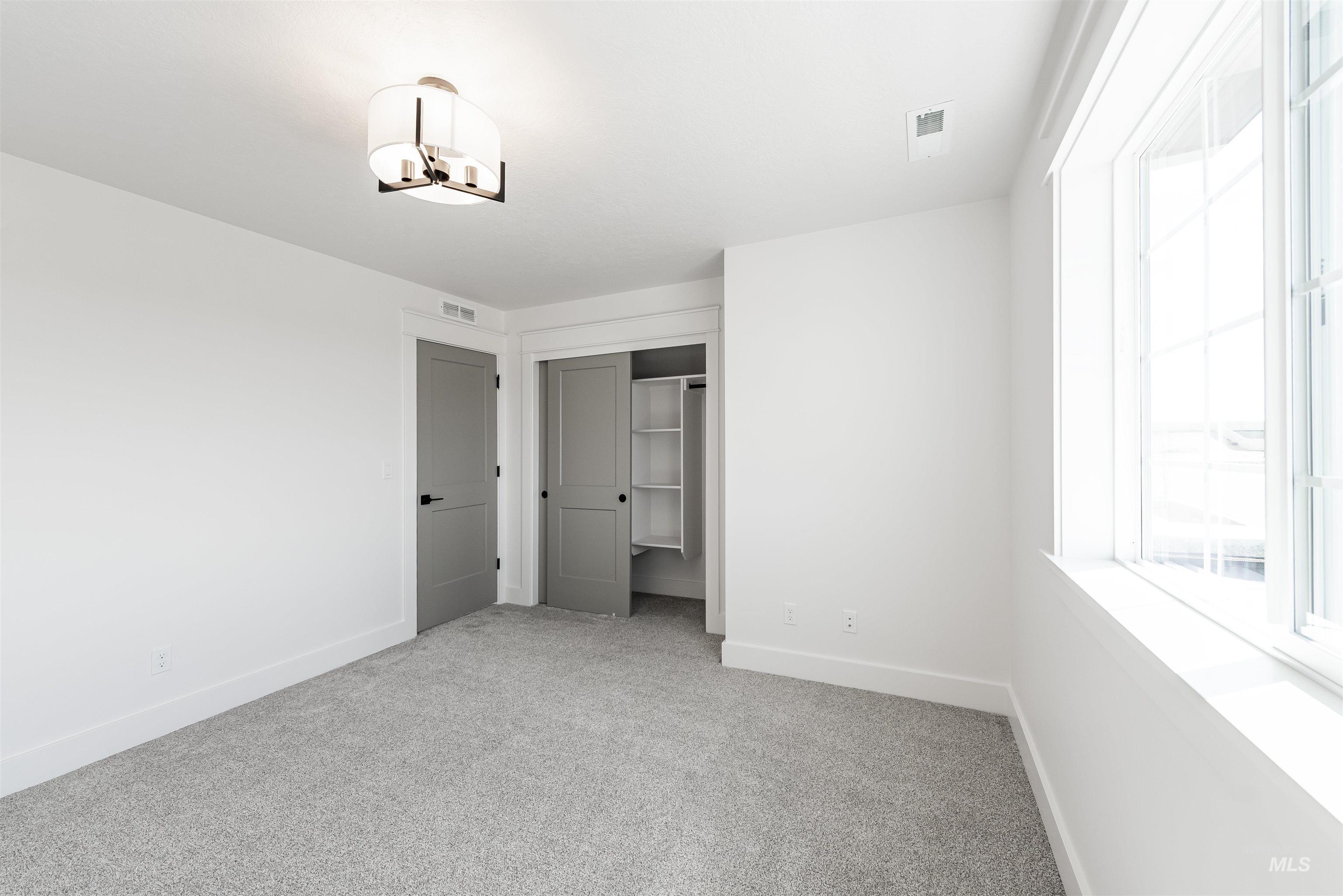 410 S Diesel Way, Boise, Idaho 83716, 5 Bedrooms, 3.5 Bathrooms, Residential For Sale, Price $799,900, 98977828