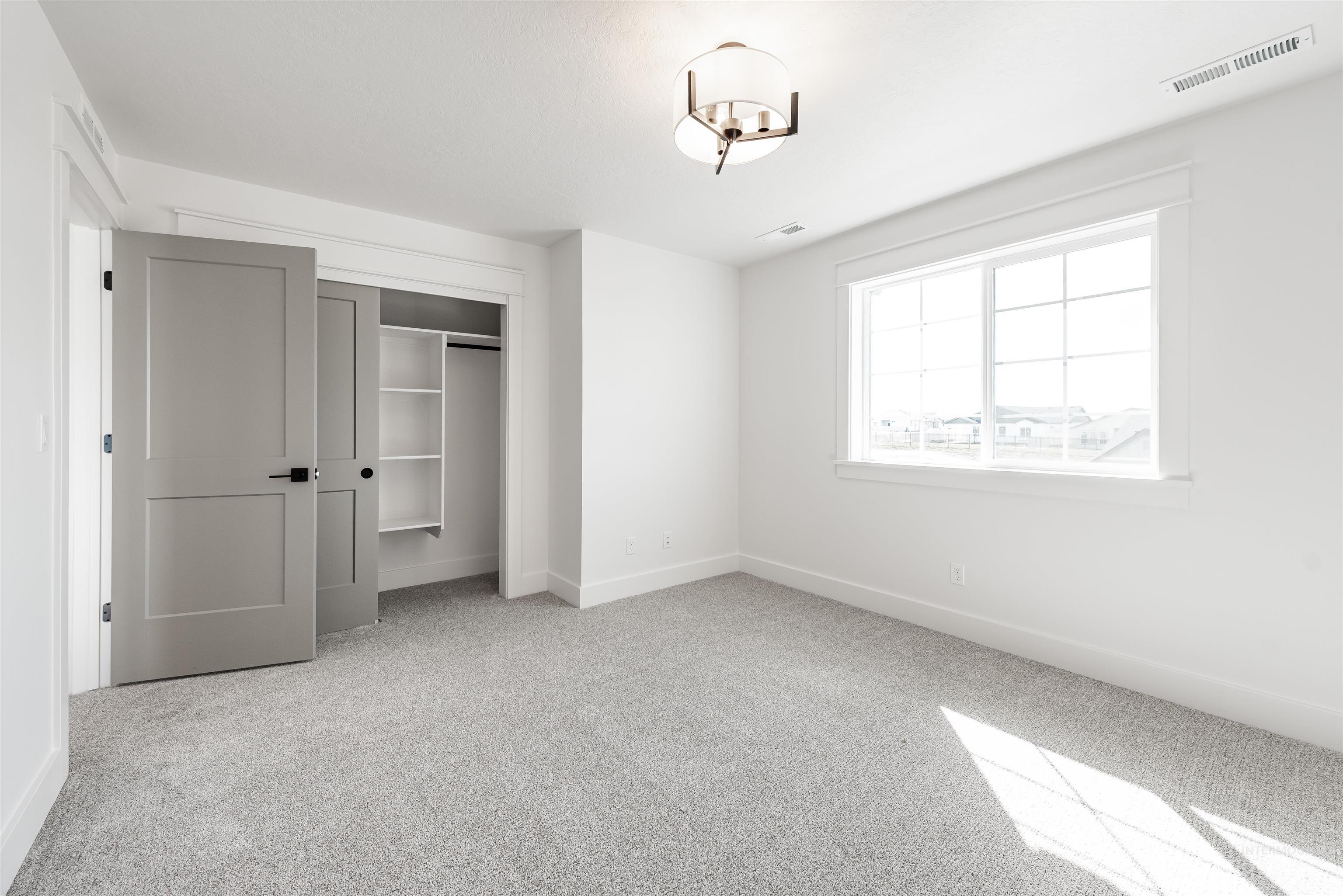 410 S Diesel Way, Boise, Idaho 83716, 5 Bedrooms, 3.5 Bathrooms, Residential For Sale, Price $749,900,MLS 98977828