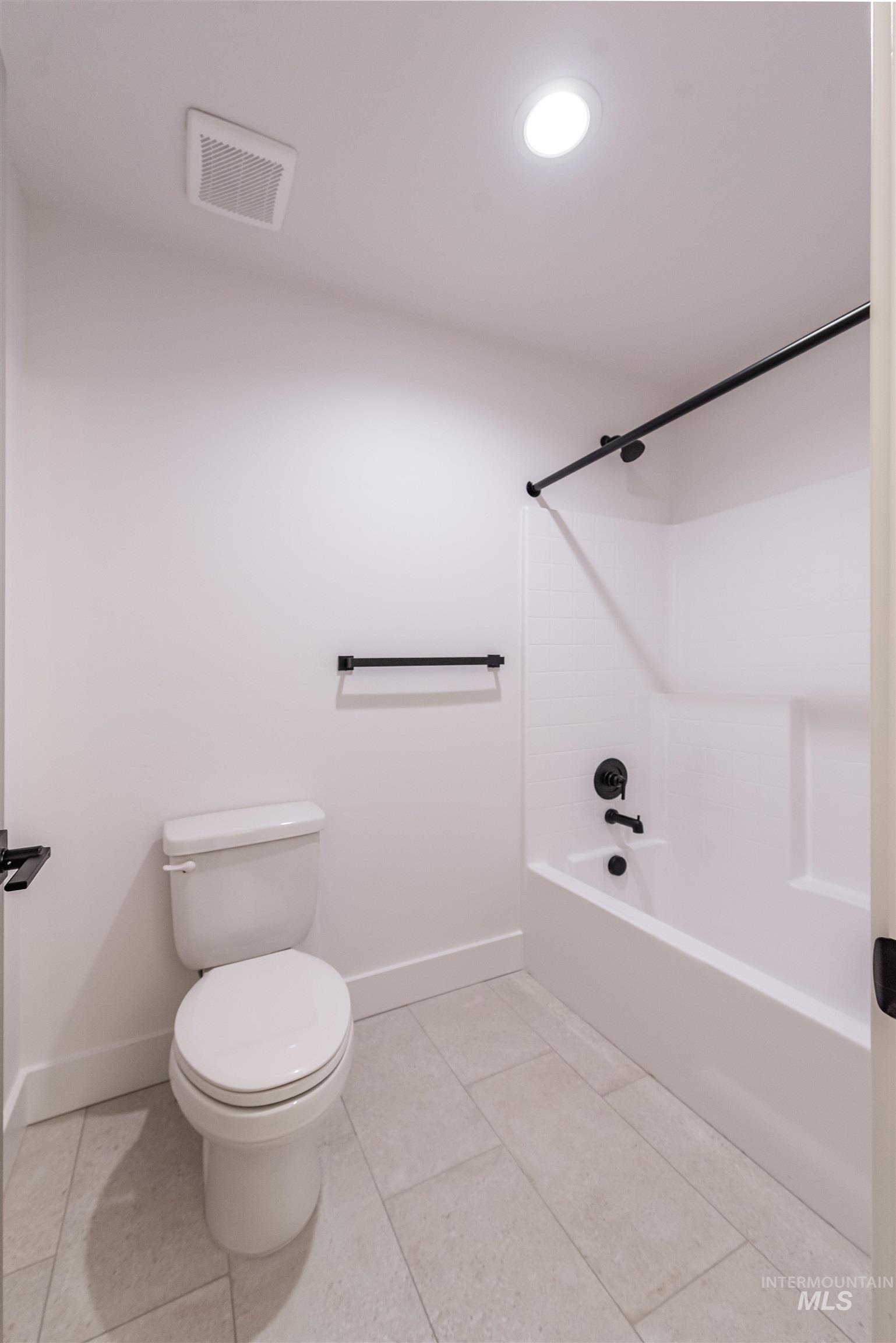 410 S Diesel Way, Boise, Idaho 83716, 5 Bedrooms, 3.5 Bathrooms, Residential For Sale, Price $749,900,MLS 98977828