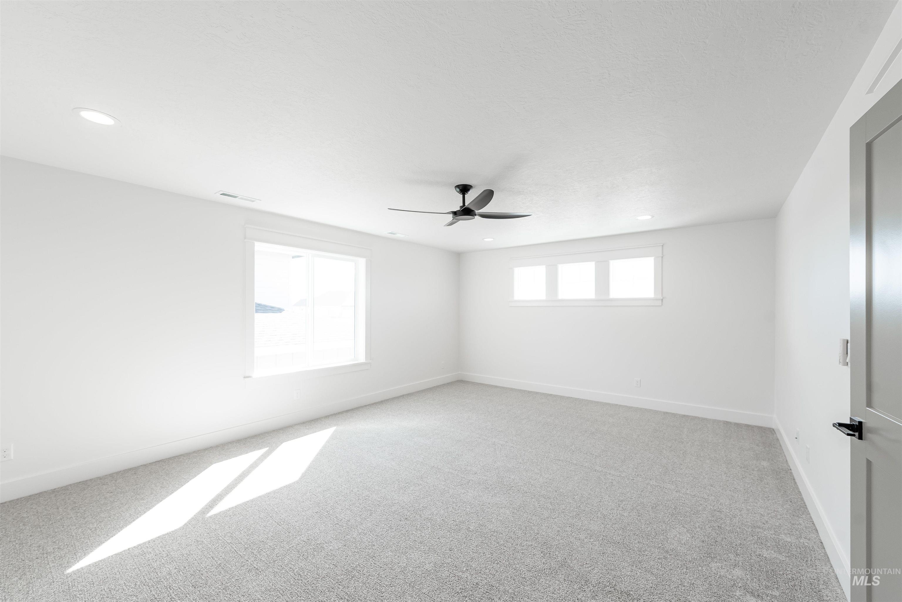 410 S Diesel Way, Boise, Idaho 83716, 5 Bedrooms, 3.5 Bathrooms, Residential For Sale, Price $749,900,MLS 98977828