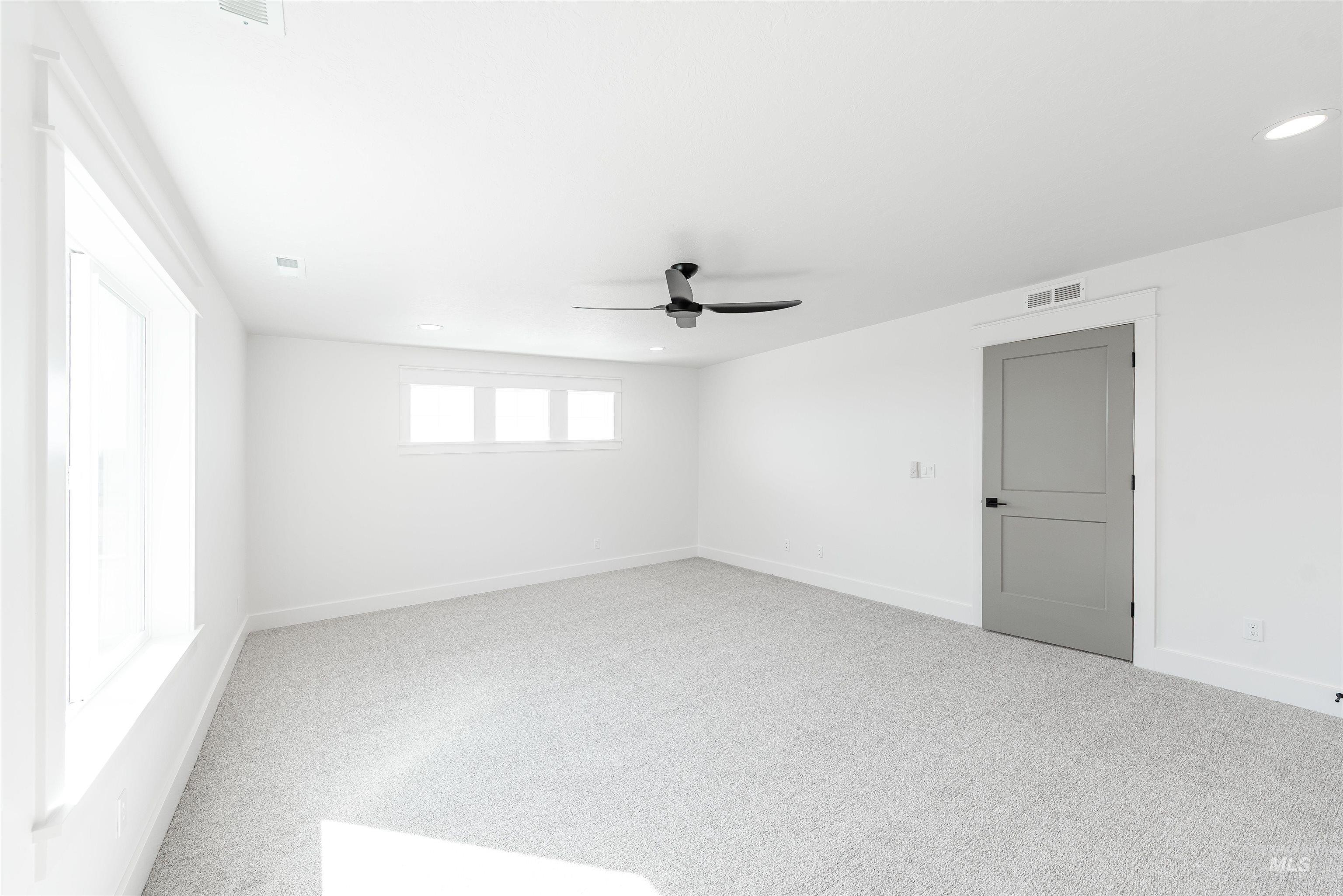 410 S Diesel Way, Boise, Idaho 83716, 5 Bedrooms, 3.5 Bathrooms, Residential For Sale, Price $749,900,MLS 98977828