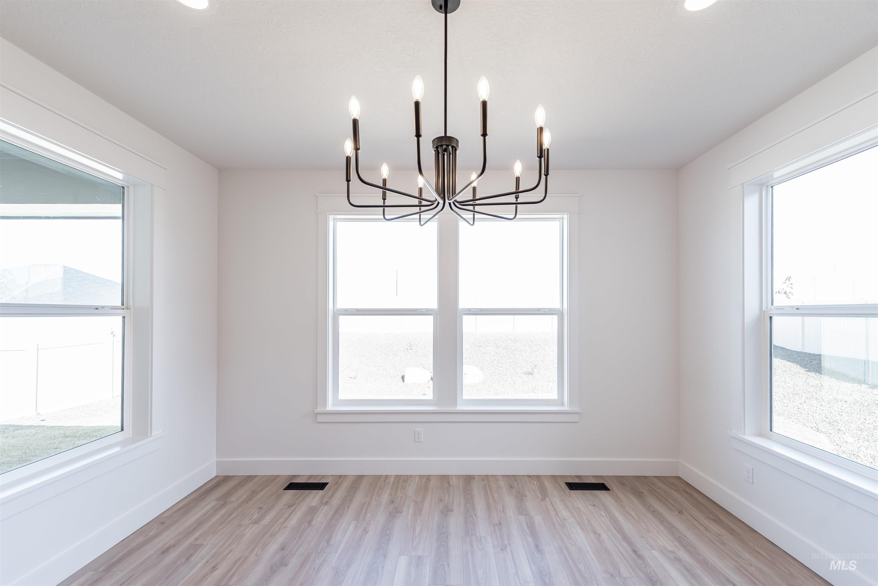 410 S Diesel Way, Boise, Idaho 83716, 5 Bedrooms, 3.5 Bathrooms, Residential For Sale, Price $749,900,MLS 98977828