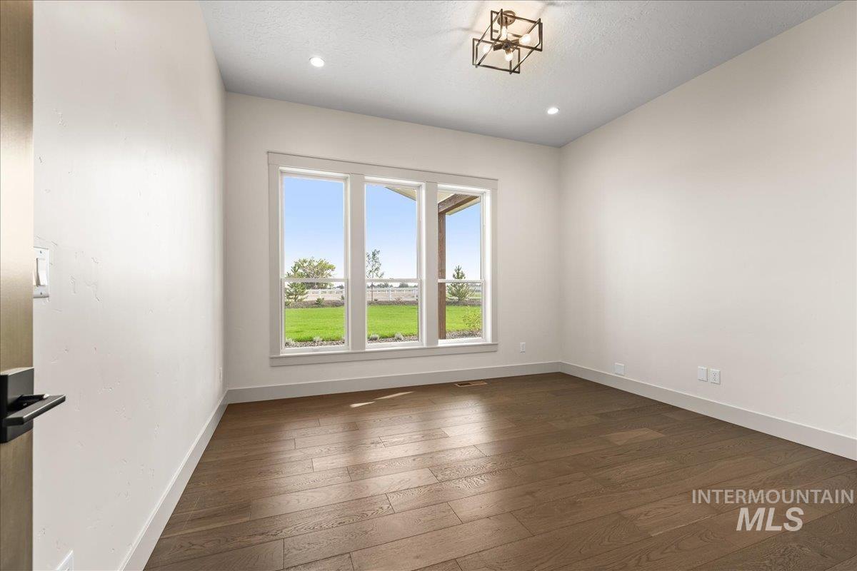 8900 Kemp, Middleton, Idaho 83644, 3 Bedrooms, 2.5 Bathrooms, Residential For Sale, Price $1,496,000, 98977830