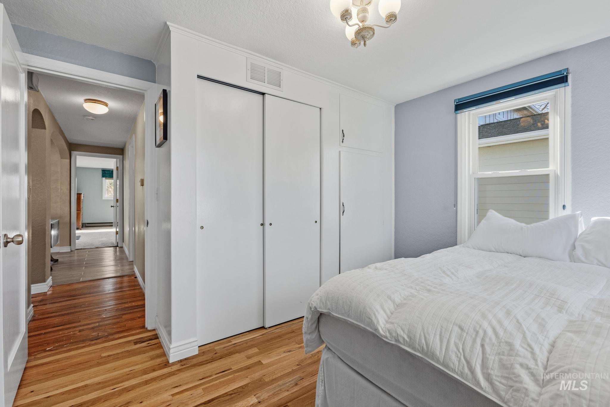 5023 W Albion St., Boise, Idaho 83705, 2 Bedrooms, 2 Bathrooms, Residential For Sale, Price $439,000, 98977831