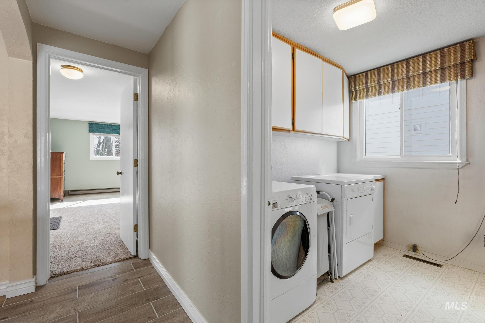 5023 W Albion St., Boise, Idaho 83705, 2 Bedrooms, 2 Bathrooms, Residential For Sale, Price $439,000, 98977831