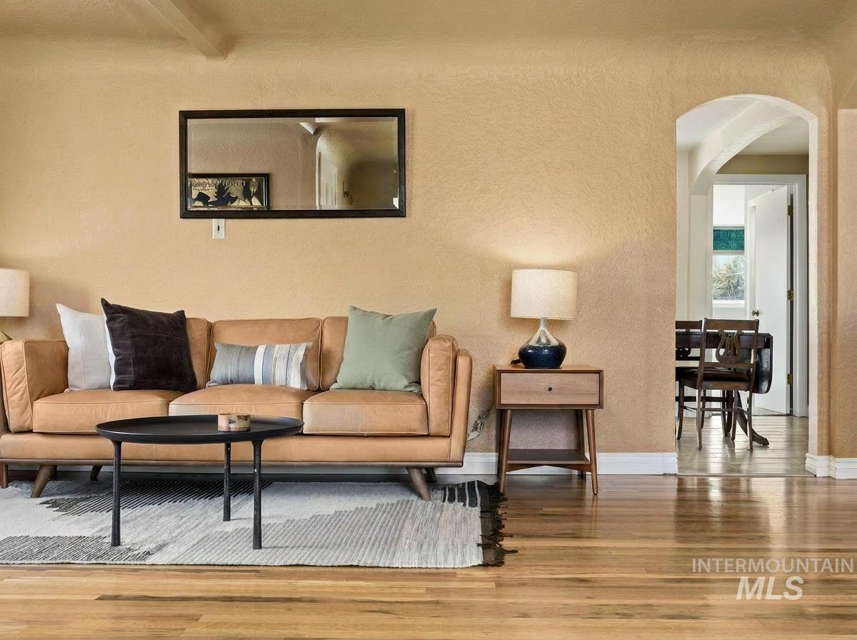 5023 W Albion St., Boise, Idaho 83705, 2 Bedrooms, 2 Bathrooms, Residential For Sale, Price $439,000, 98977831