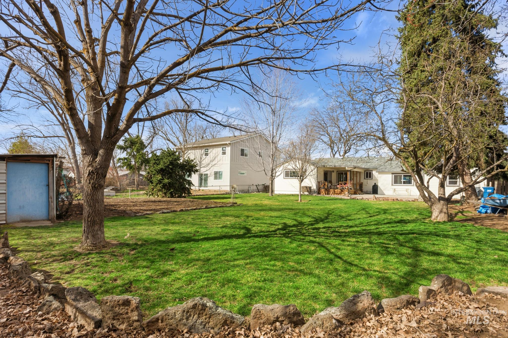 5023 W Albion St., Boise, Idaho 83705, 2 Bedrooms, 2 Bathrooms, Residential For Sale, Price $439,000, 98977831