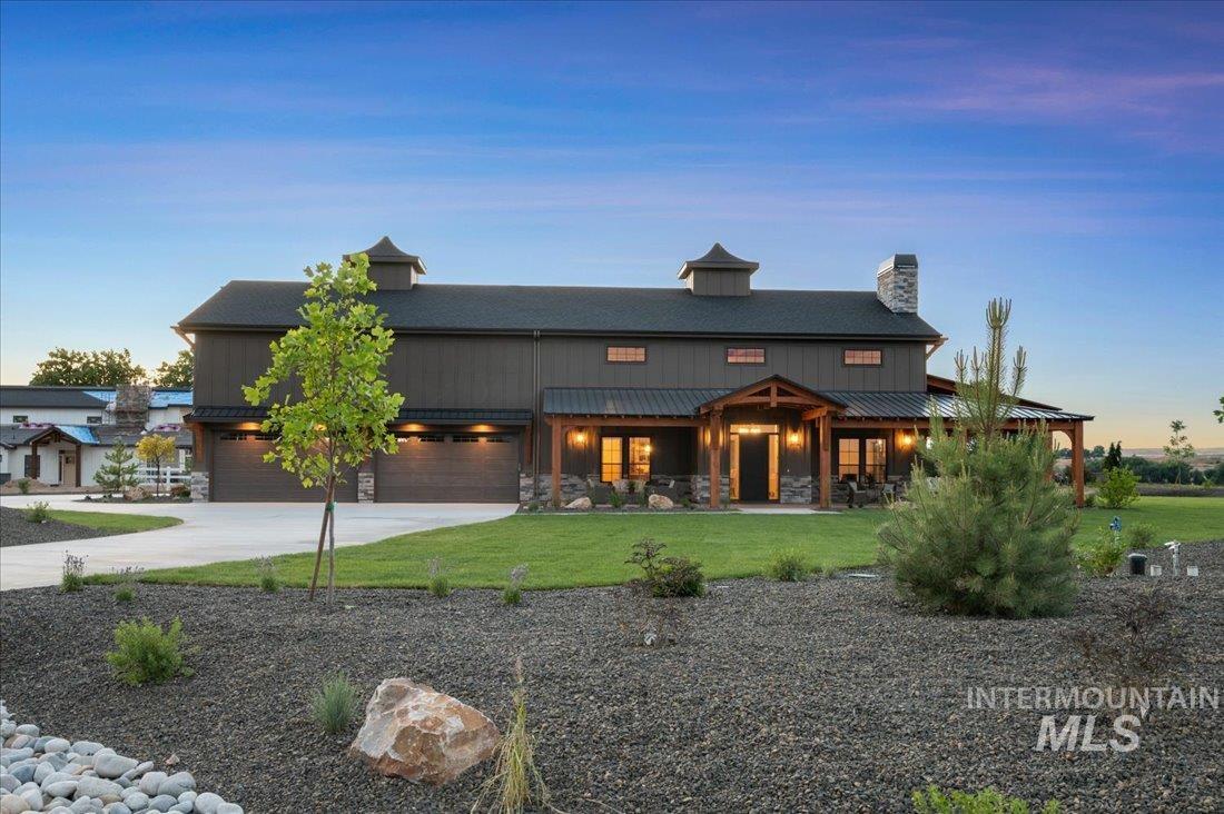 8860 Kemp, Middleton, Idaho 83607, 4 Bedrooms, 2.5 Bathrooms, Residential For Sale, Price $1,499,000, 98977832