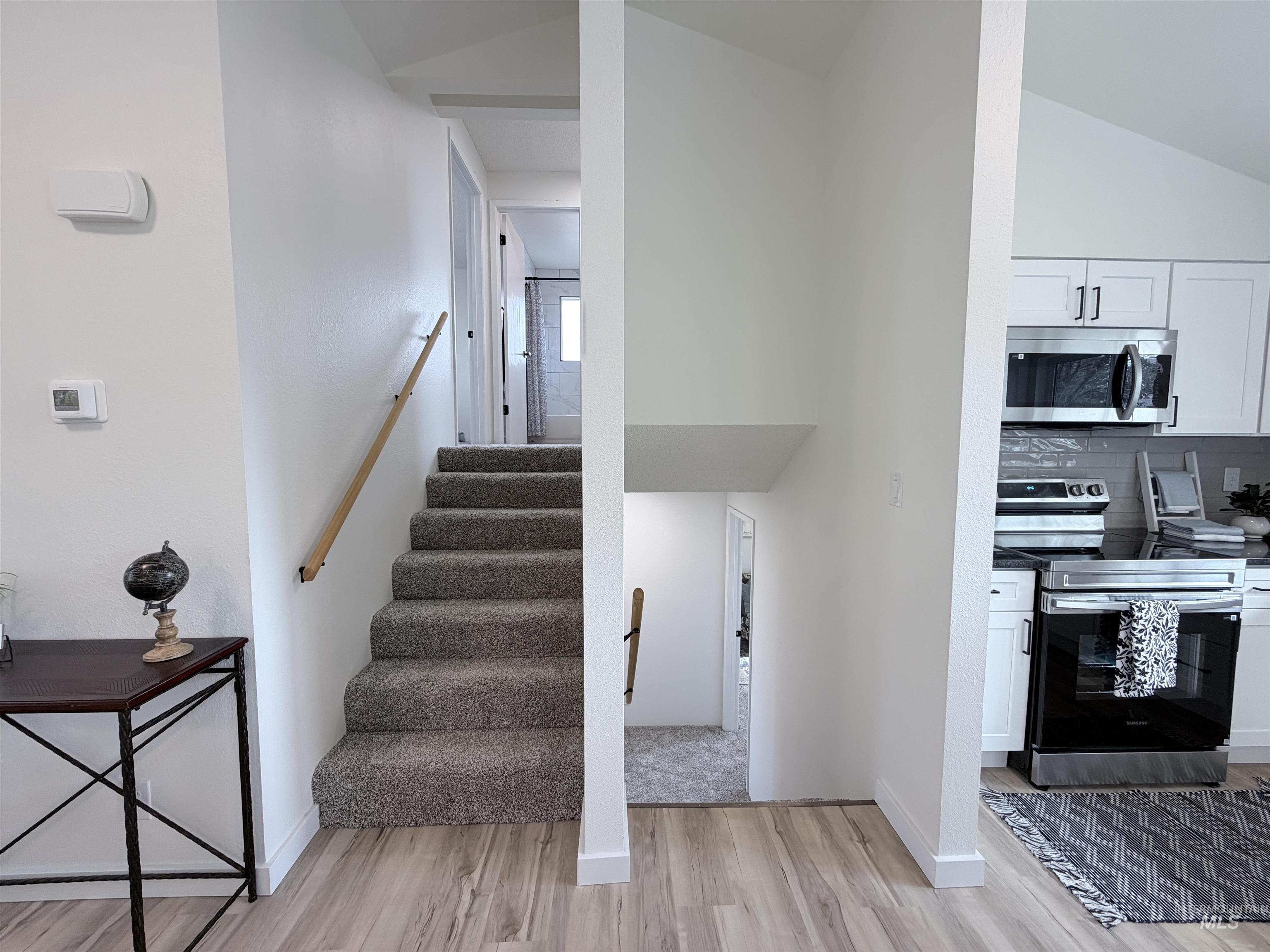 215 E 14th North, Mountain Home, Idaho 83647-1627, 4 Bedrooms, 2 Bathrooms, Residential For Sale, Price $348,999, 98977836