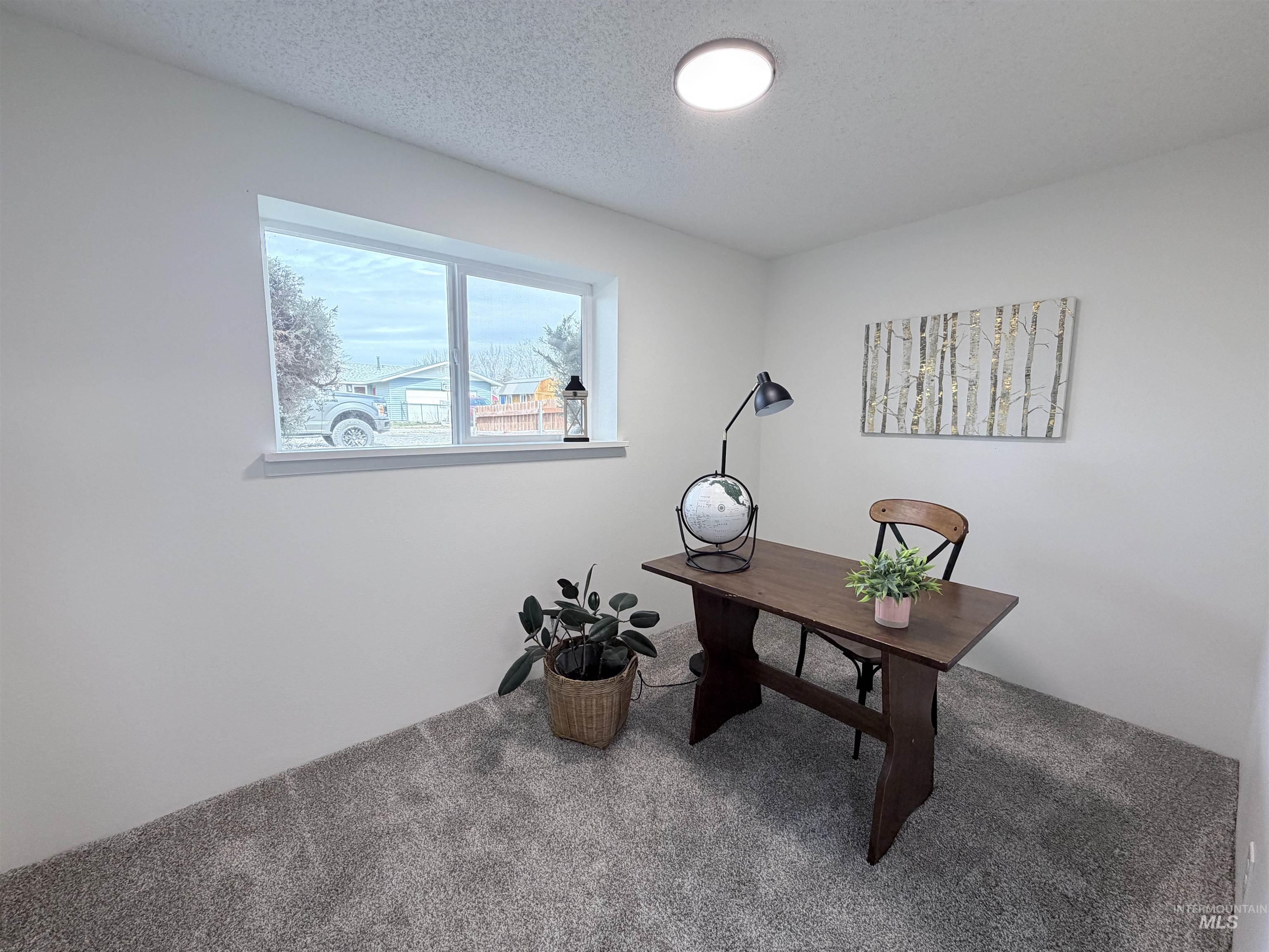 215 E 14th North, Mountain Home, Idaho 83647-1627, 4 Bedrooms, 2 Bathrooms, Residential For Sale, Price $348,999, 98977836