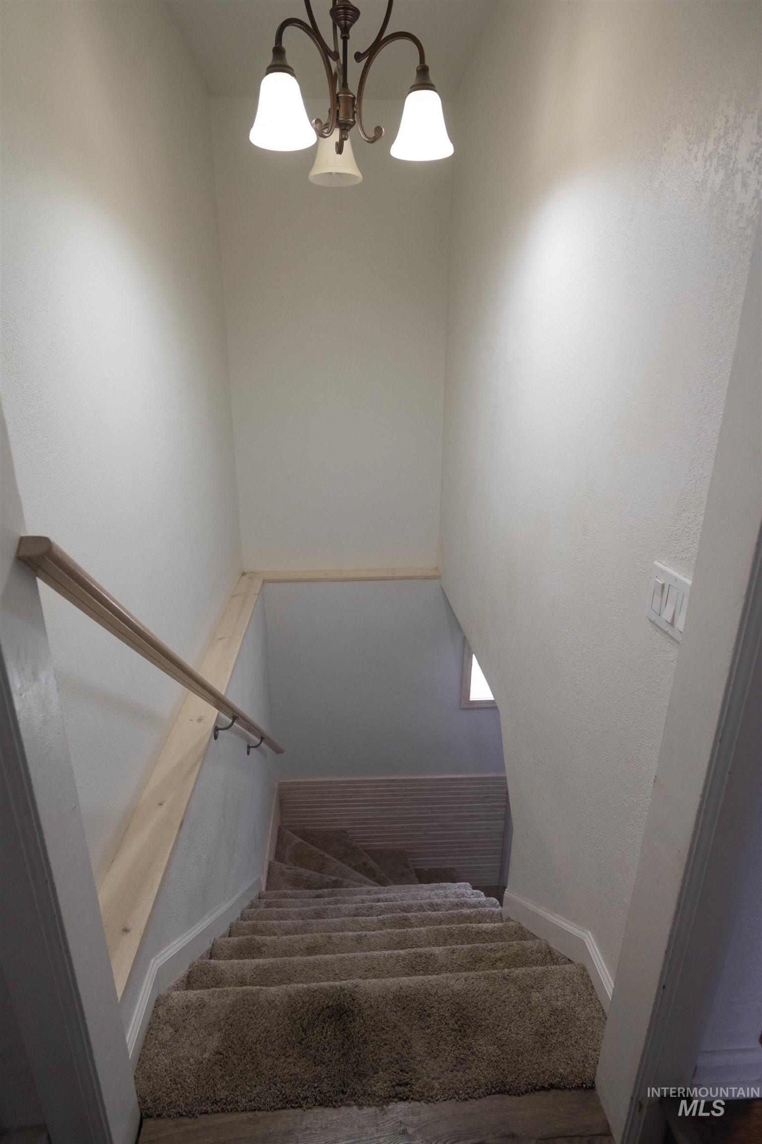 2815 Center Avenue, Payette, Idaho 83661-5344, 4 Bedrooms, 2 Bathrooms, Residential For Sale, Price $560,000,MLS 98977837