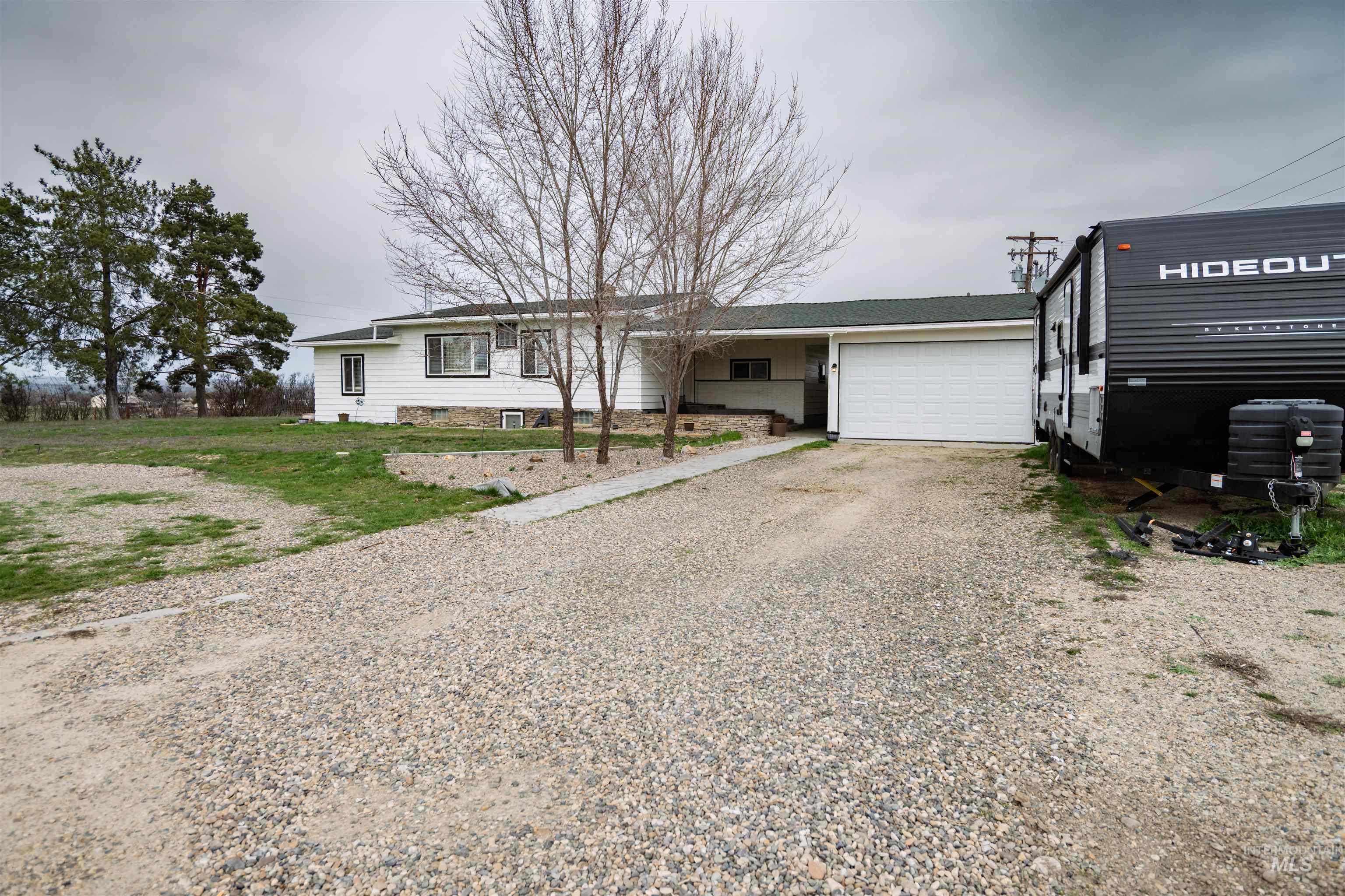 2815 Center Avenue, Payette, Idaho 83661-5344, 4 Bedrooms, 2 Bathrooms, Residential For Sale, Price $560,000,MLS 98977837