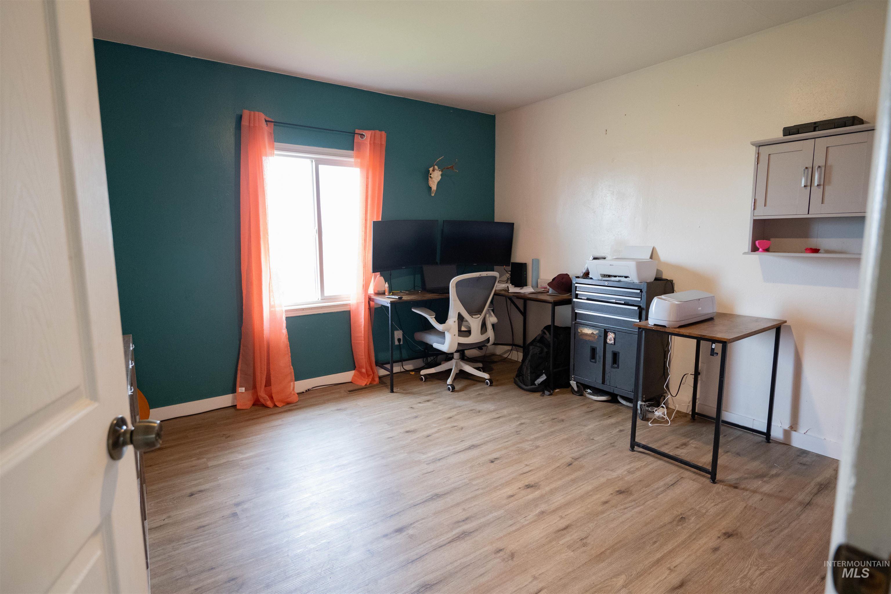 2815 Center Avenue, Payette, Idaho 83661-5344, 4 Bedrooms, 2 Bathrooms, Residential For Sale, Price $560,000,MLS 98977837