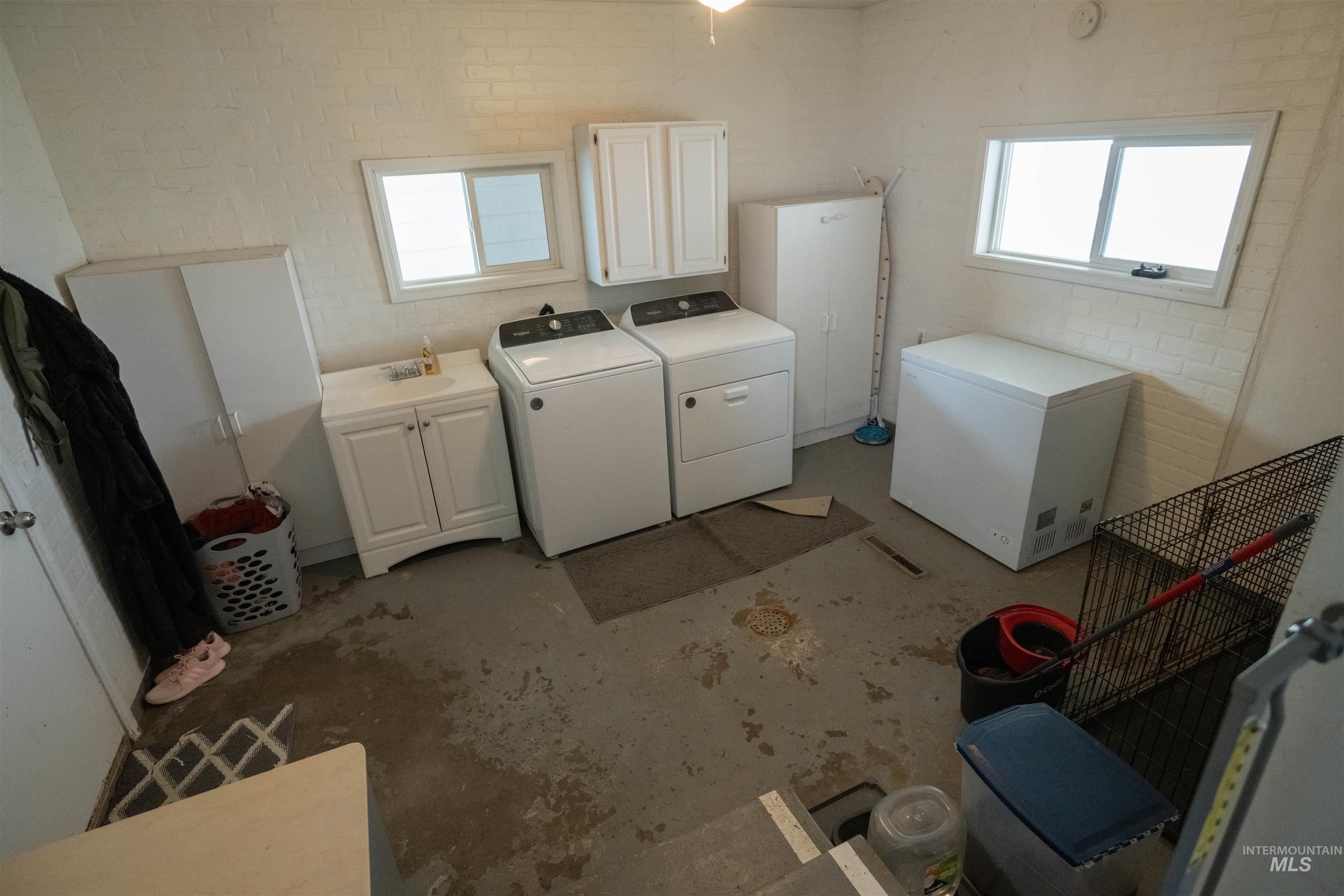 2815 Center Avenue, Payette, Idaho 83661-5344, 4 Bedrooms, 2 Bathrooms, Residential For Sale, Price $560,000,MLS 98977837