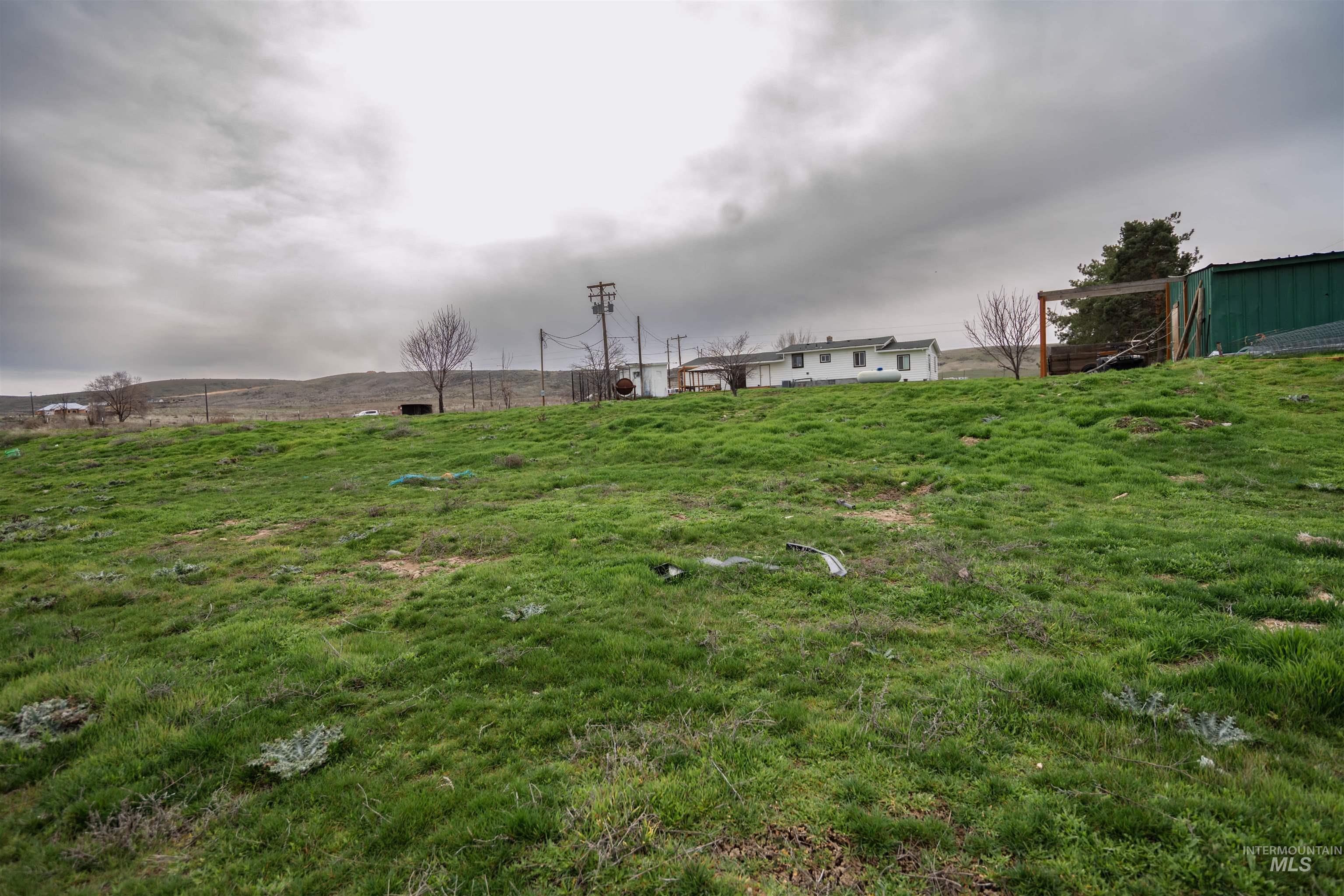 2815 Center Avenue, Payette, Idaho 83661-5344, 4 Bedrooms, 2 Bathrooms, Residential For Sale, Price $560,000,MLS 98977837