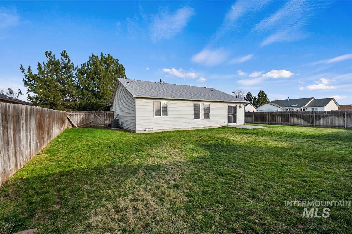843 N Pasture Ave., Kuna, Idaho 83634, 3 Bedrooms, 2 Bathrooms, Residential For Sale, Price $359,900, 98977838
