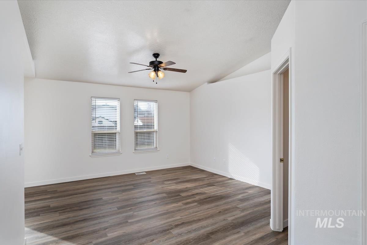 843 N Pasture Ave., Kuna, Idaho 83634, 3 Bedrooms, 2 Bathrooms, Residential For Sale, Price $359,900, 98977838